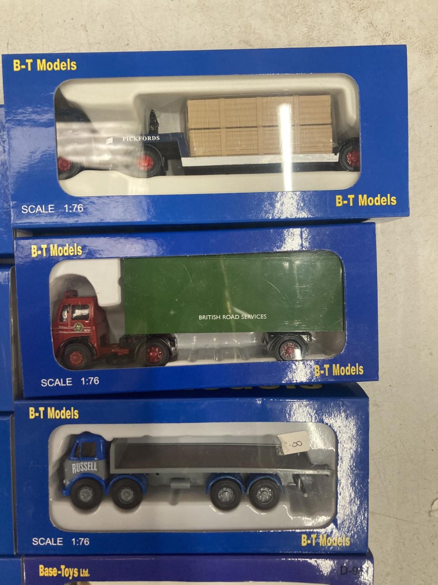 TEN BOXED B-T MODEL VEHICLES 1:76 SCALE - Image 5 of 6