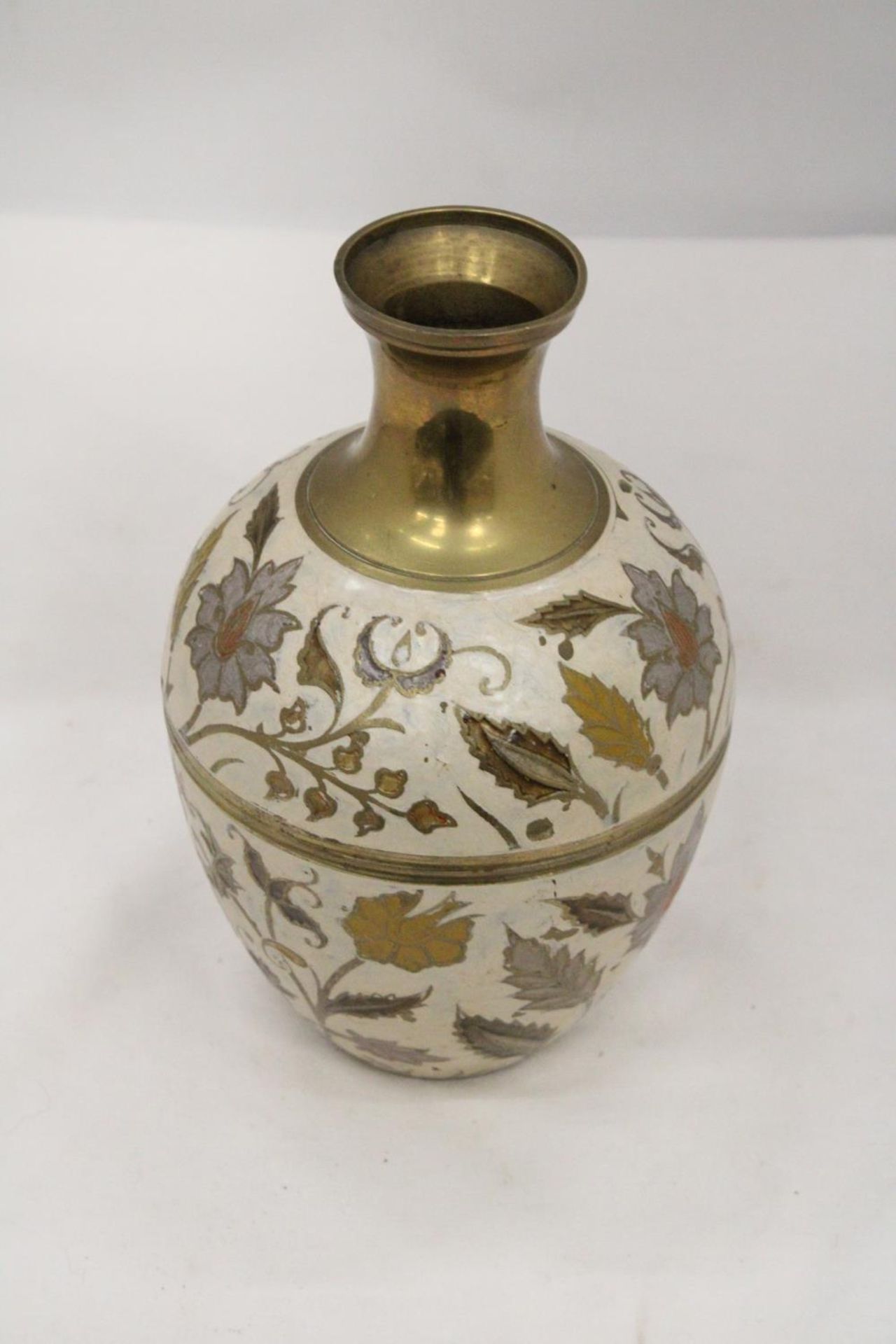 A HEAVY BRASS CLOISSONE VASE - APPROXIMATELY 24CM HIGH