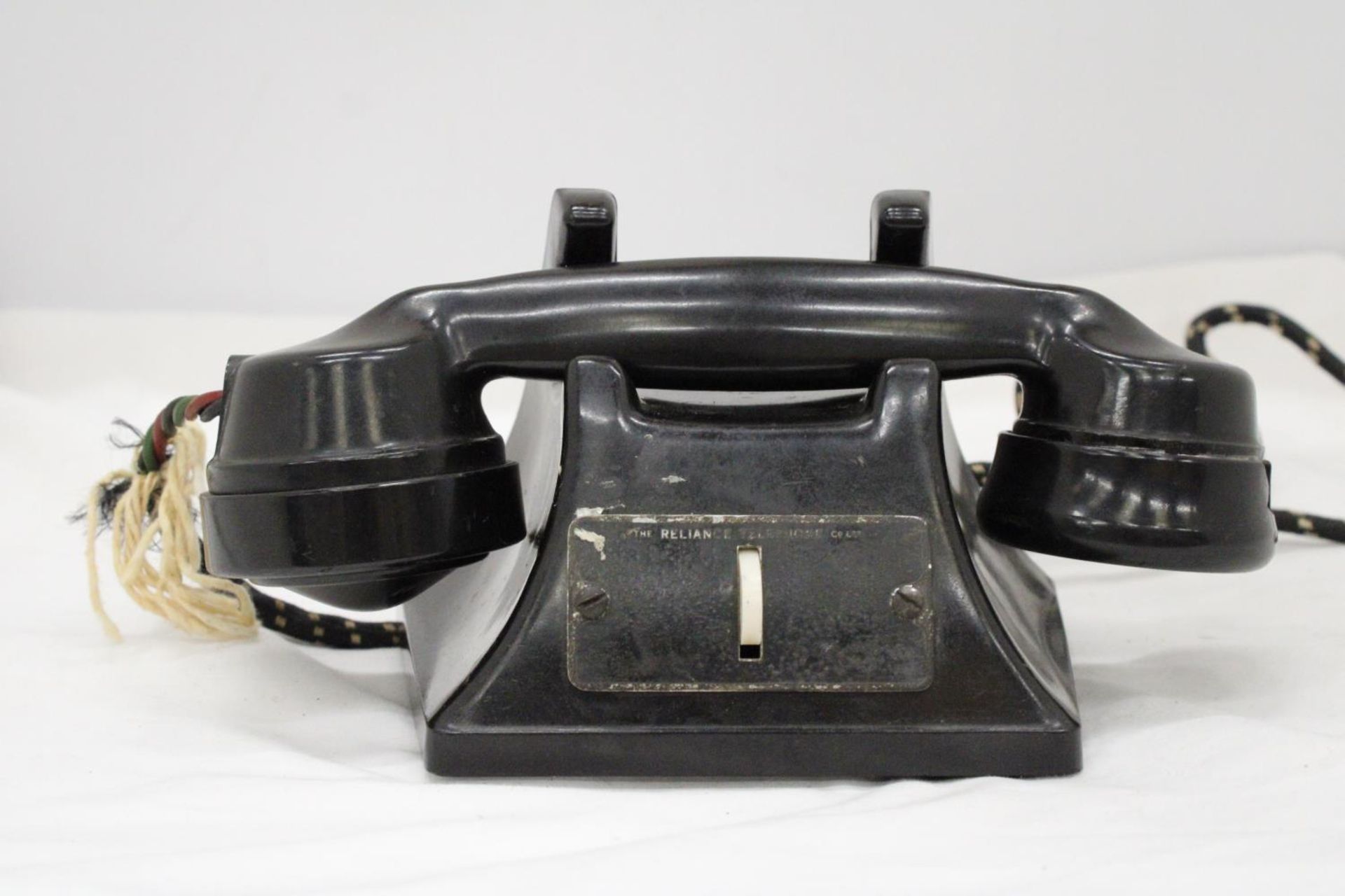 AN UNUSUAL BLACK BAKELITE G E C INTER DEPARTMENT PHONE - Image 2 of 5