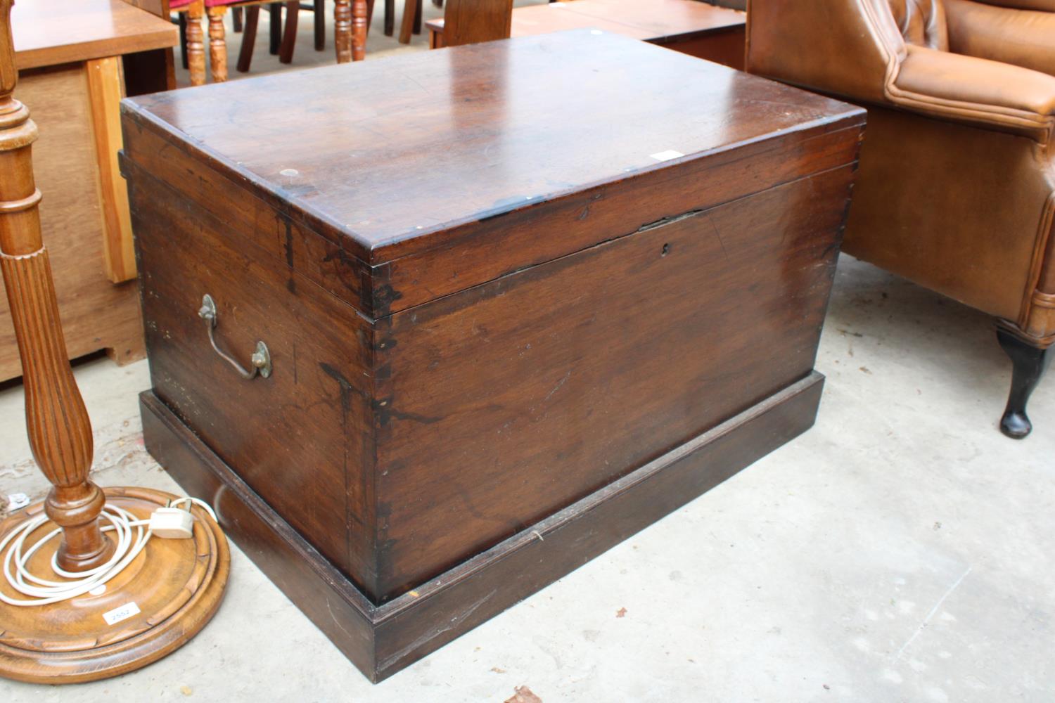 A 19TH CENTURY MAHOGANY BLANKET/SILVER CHEST WITH BRASS CARRYING HANDLE, 34" X 22" - Image 2 of 3