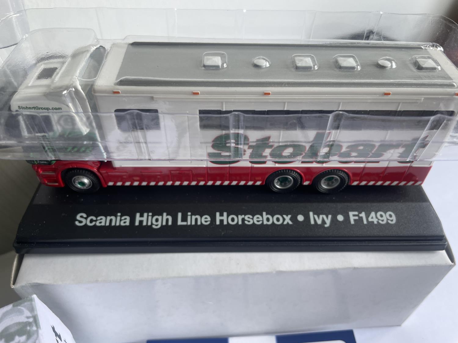 FOUR BOXED STOBART VEHICLES TO INCLUDE TWO COACHES (WITH COA) AND TWO HORSE BOXES - Image 3 of 7