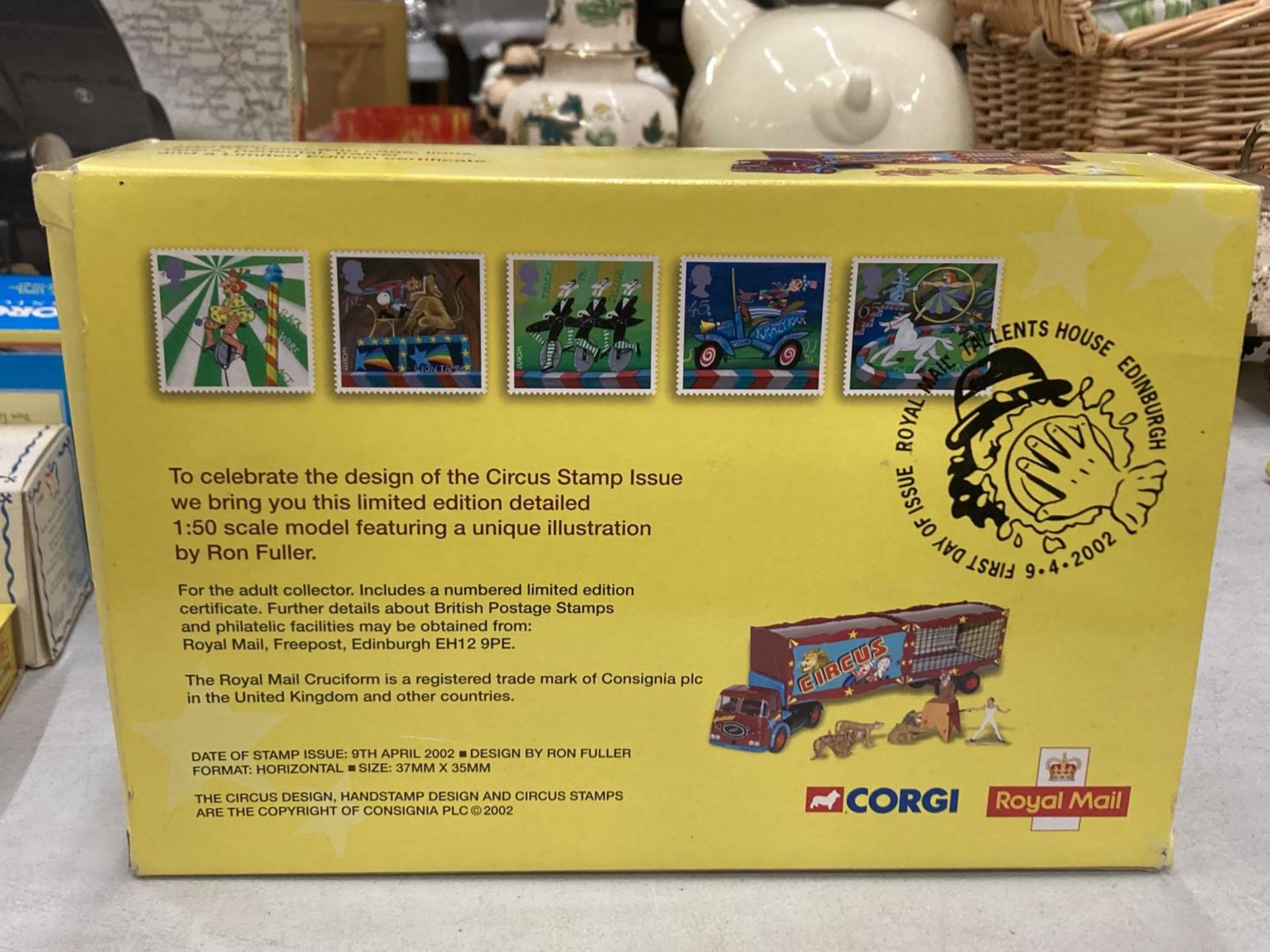 A BOXED CORGI CP10502 LIMITED EDITION CIRCUS TRAILER MADE EXCLUSIVELY FOR ROYAL MAIL - Image 4 of 4