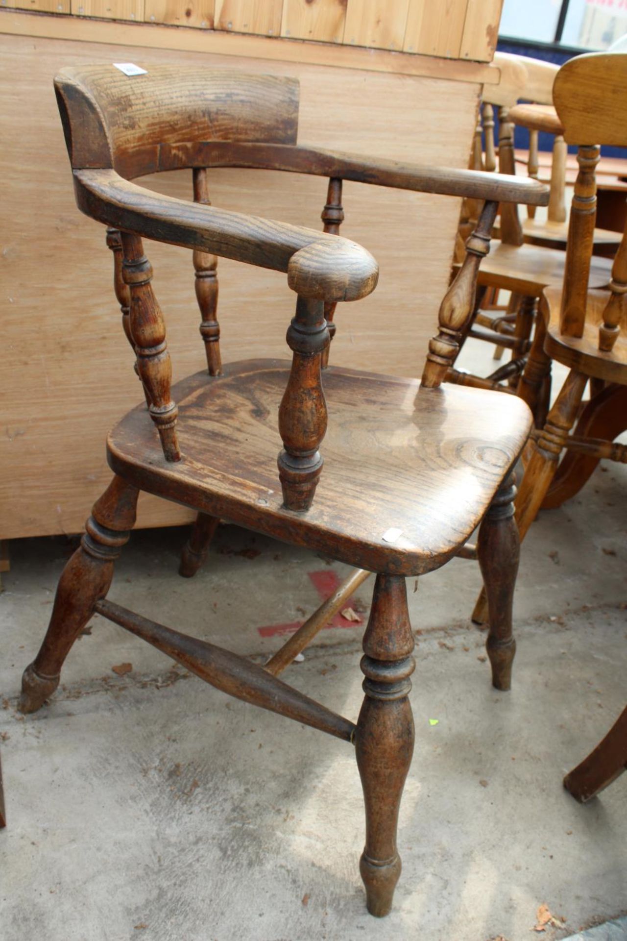 A VICTORIAN ELM AND BEECH CAPTAINS CHAIR - Image 2 of 2