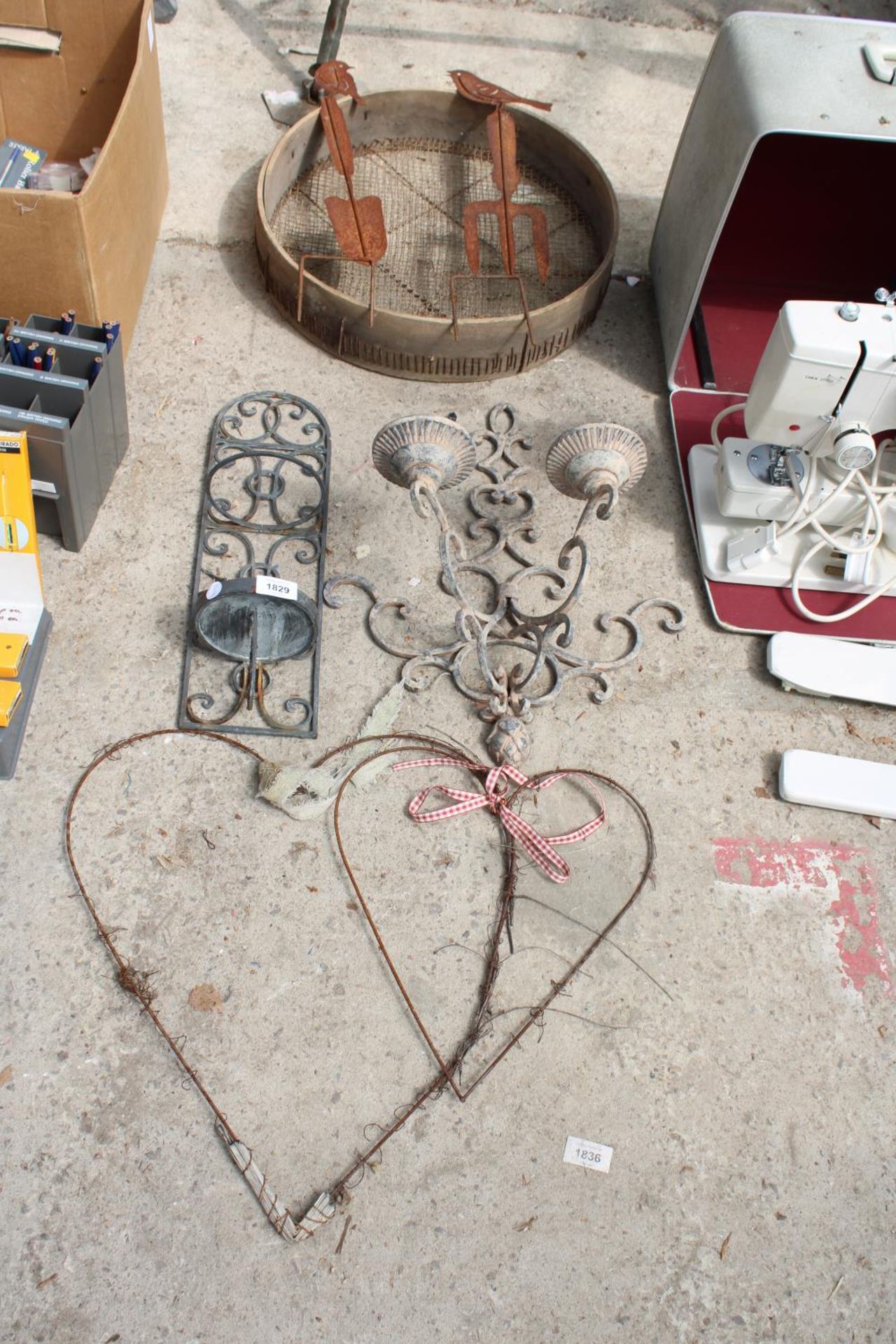 AN ASSORTMENT OF GARDEN ITEMS TO INCLUDE WALL SCONCES AND A SIEVE ETC