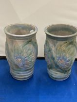 A PAIR OF 20TH CENTURY DANESBY WARE DENBY BOURNE VASES HEIGHT 21CM