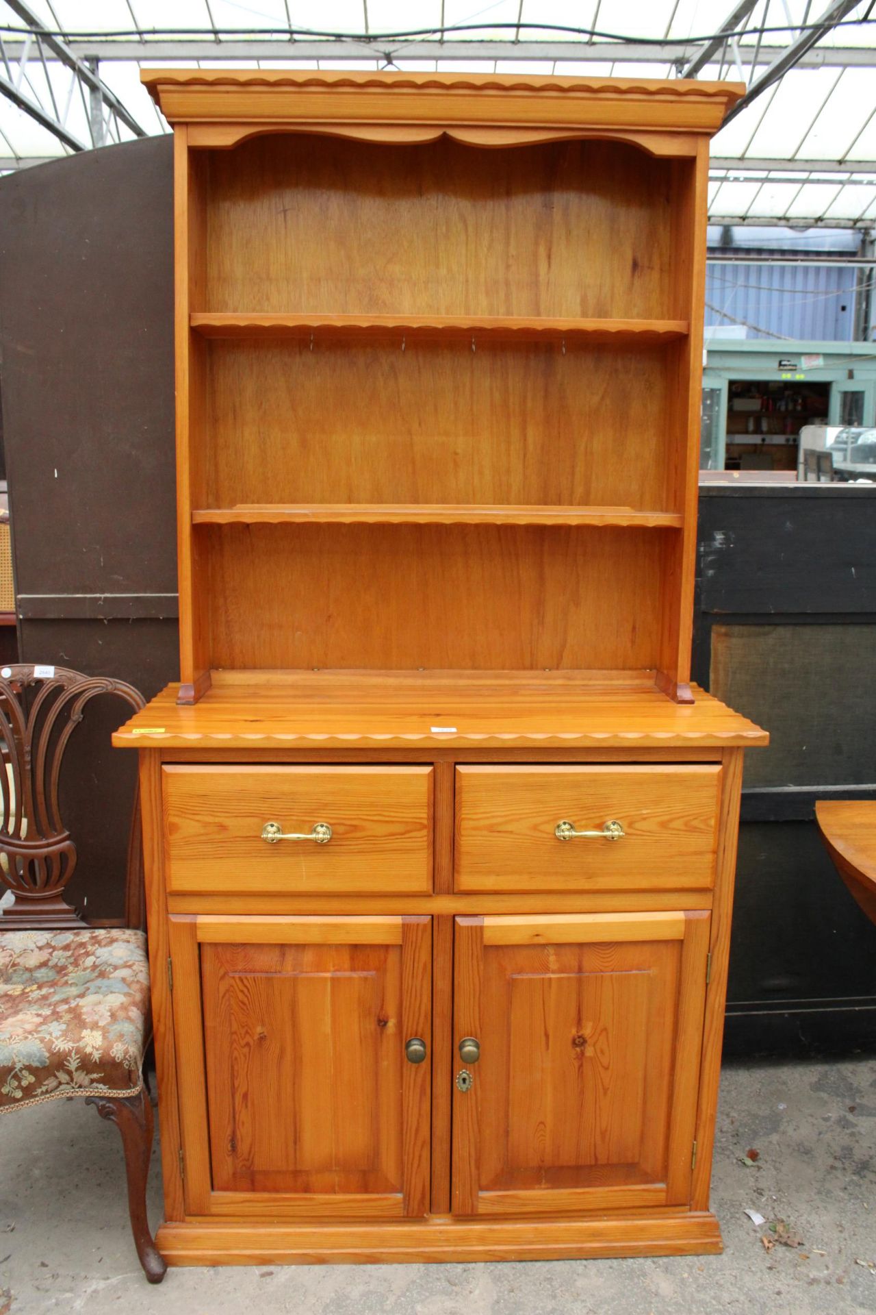 A PINE DRESSER WITH PLATE RACK, 40" WIDE