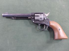 A MODEL 21 GERMAN MADE .22 CALIBRE BLANK FIRING SIX SHOT REVOLVER, 14CM BARREL, LENGTH 28CM