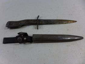 A GERMAN DEMAG BAYONET AND SCABBARD, 15CM BLADE, LENGTH 27.5CM