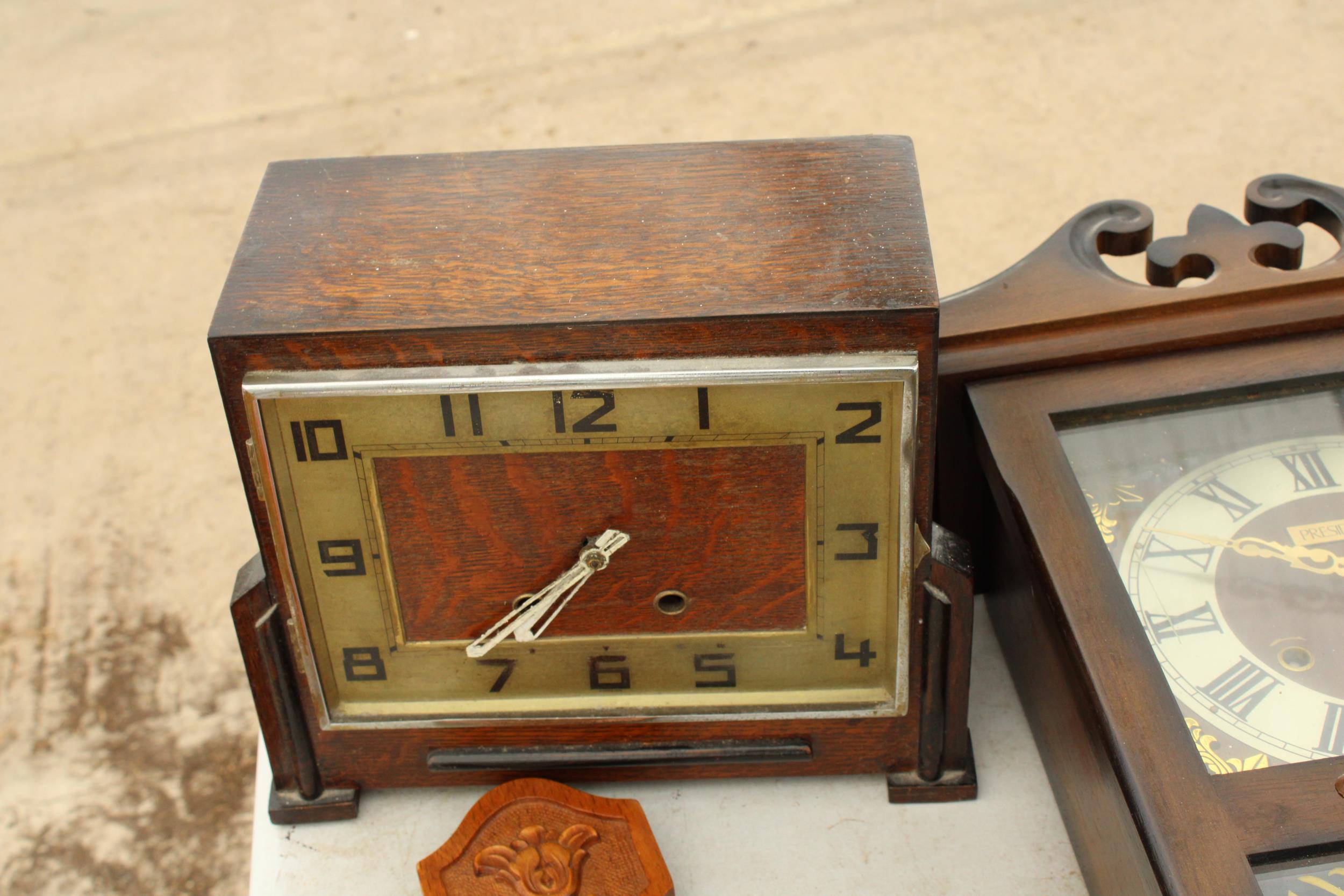 A PRESIDENT CHIMING WALL CLOCK, AN ART DECO STYLE CHIMING MANTLE CLOCK AND A BAROMETER ETC - Image 3 of 5