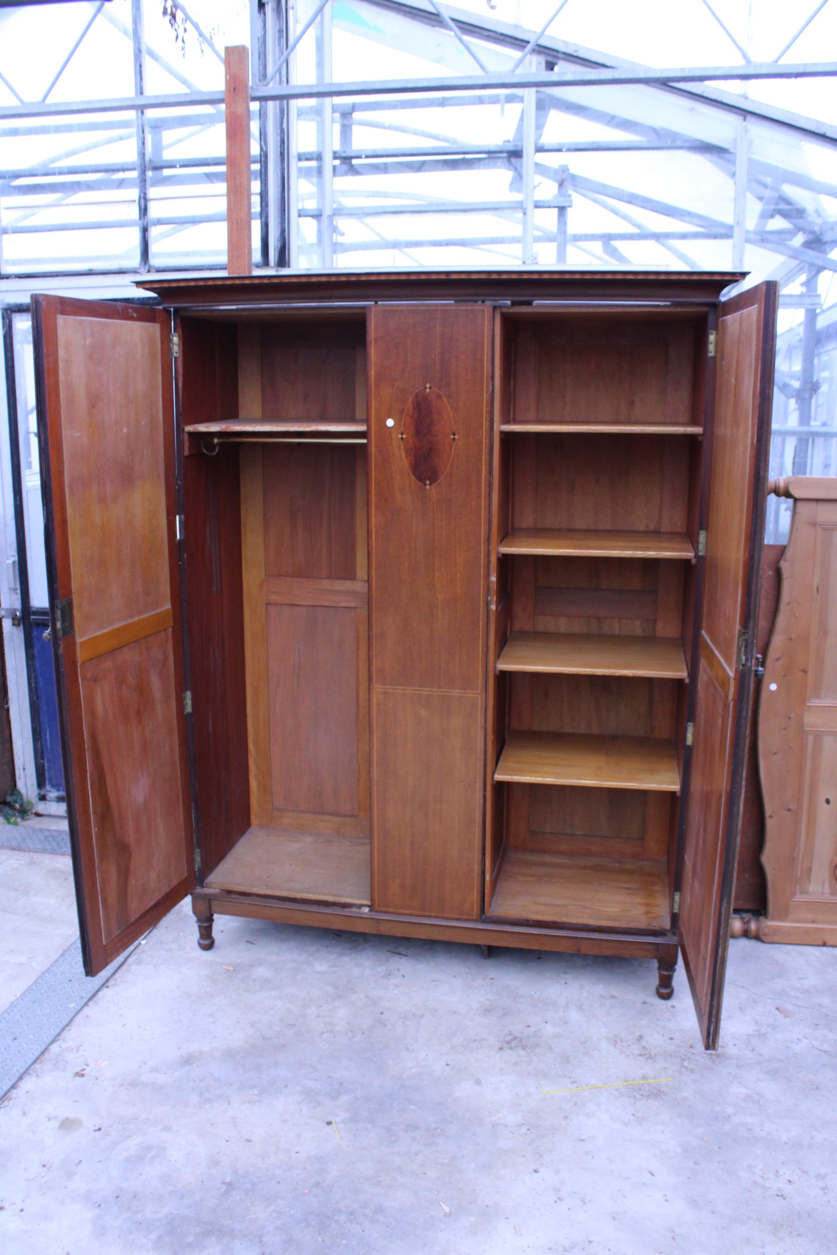 AN EDWARDIAN MAHOGANY AND INLAID DOUBLE MIRROR-DOOR WARDROBE, 62" WIDE - Image 2 of 7