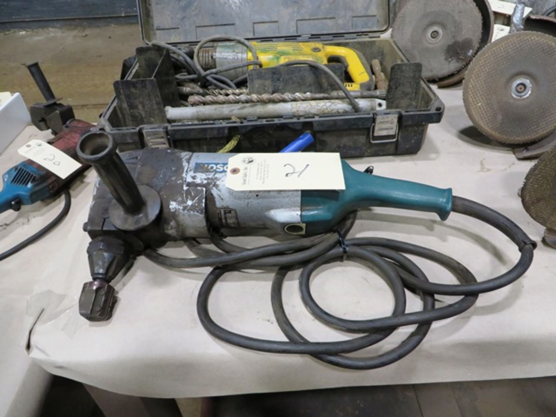 Bosch Electric Shear / Nibbler