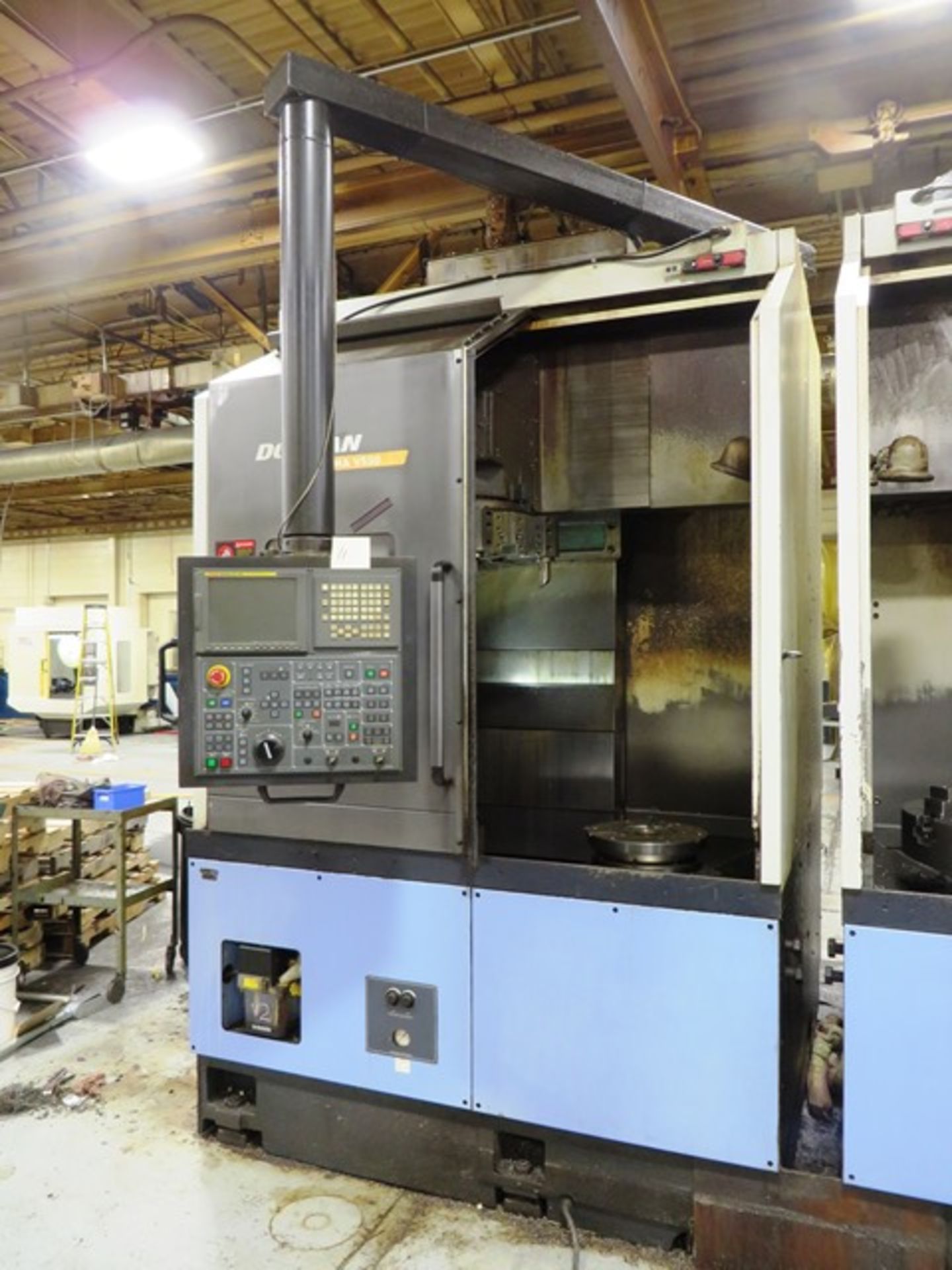 Doosan Puma V550 CNC Vertical Turning Center - Image 3 of 7