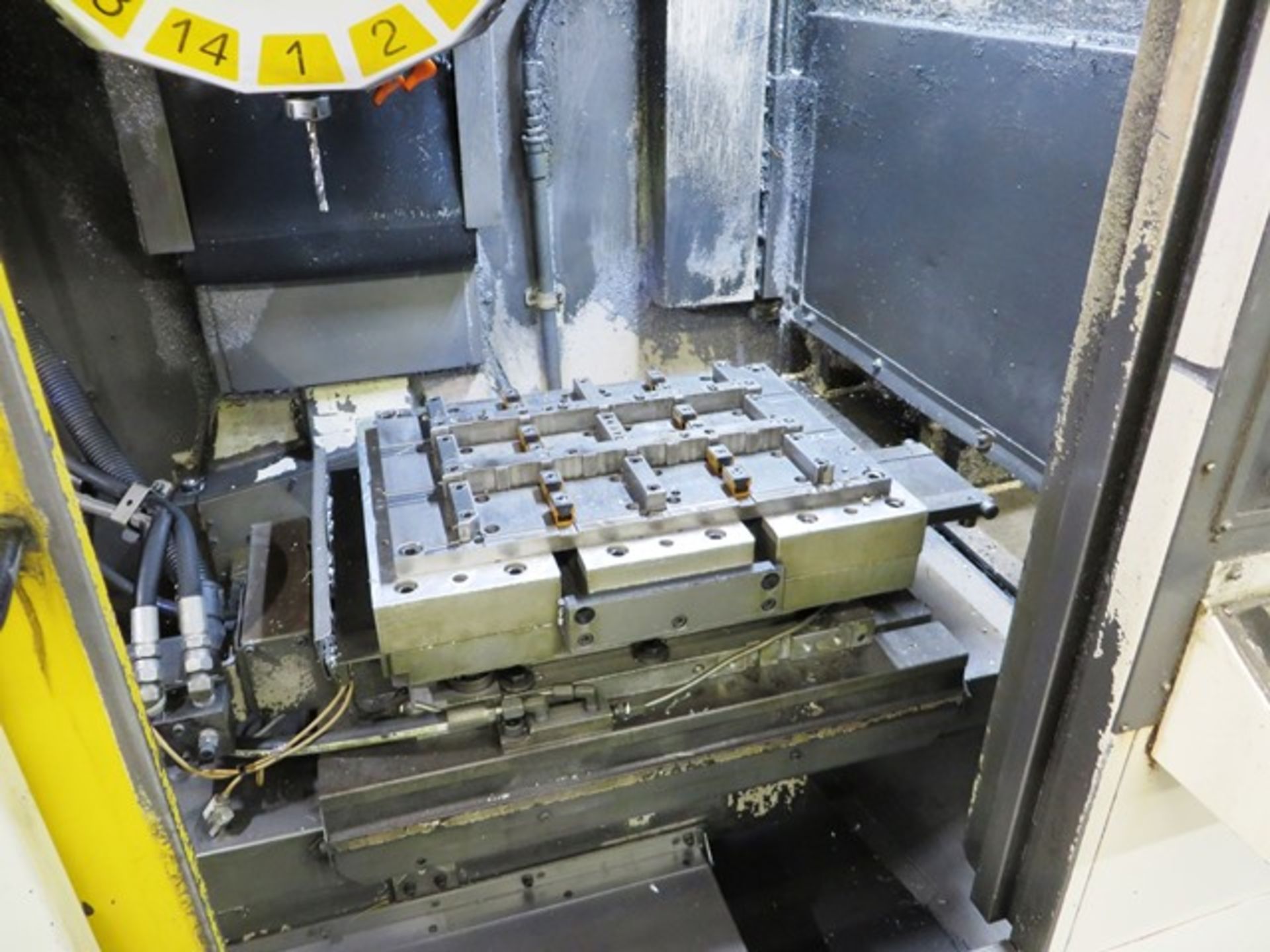 Fanuc Robodrill a-T14iA Dual Pallet CNC Mill, Drill & Tapping Center - Image 5 of 7