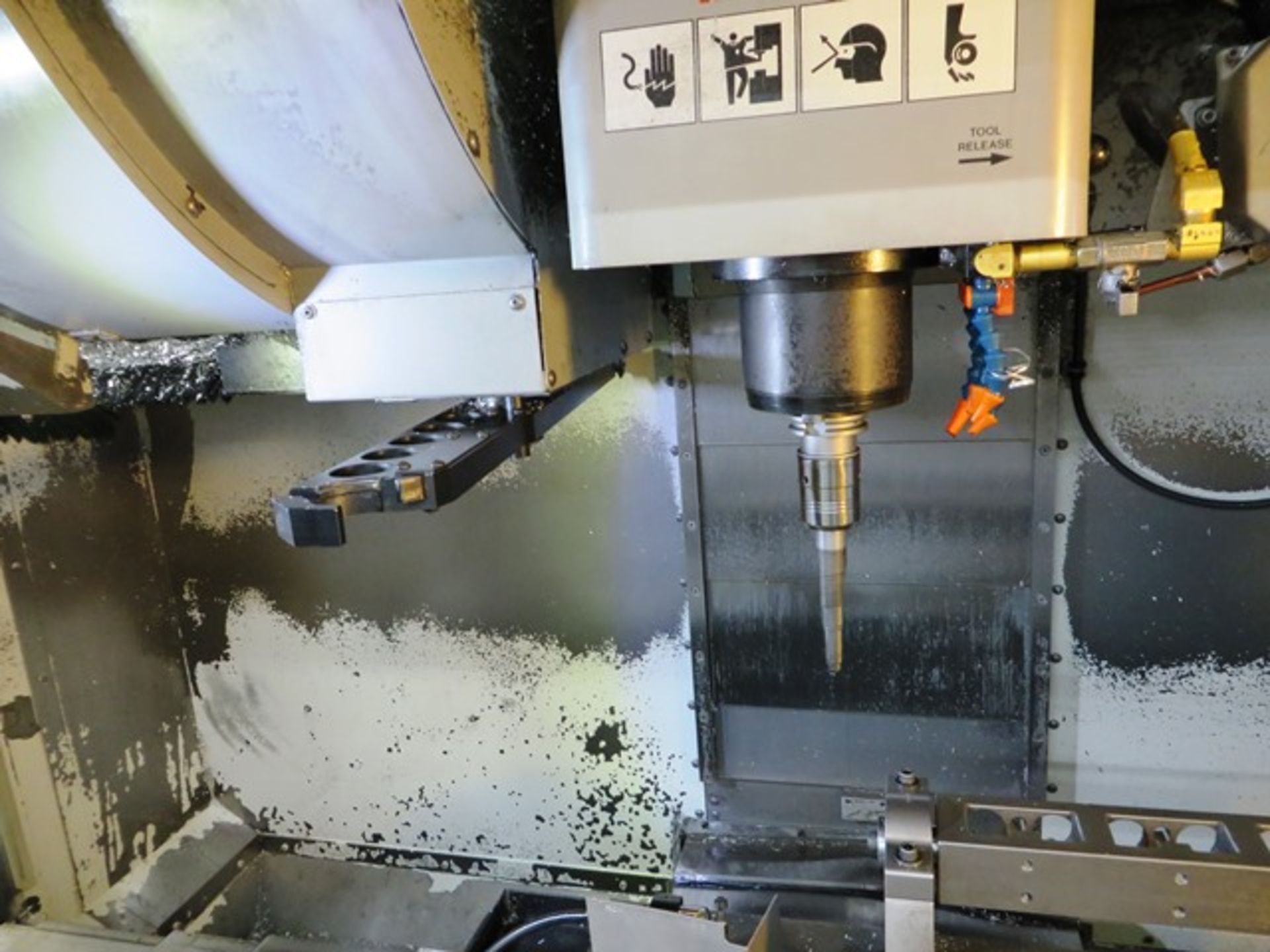 Haas VF2D-YT 4-Axis CNC Vertical Machining Center - Image 4 of 7