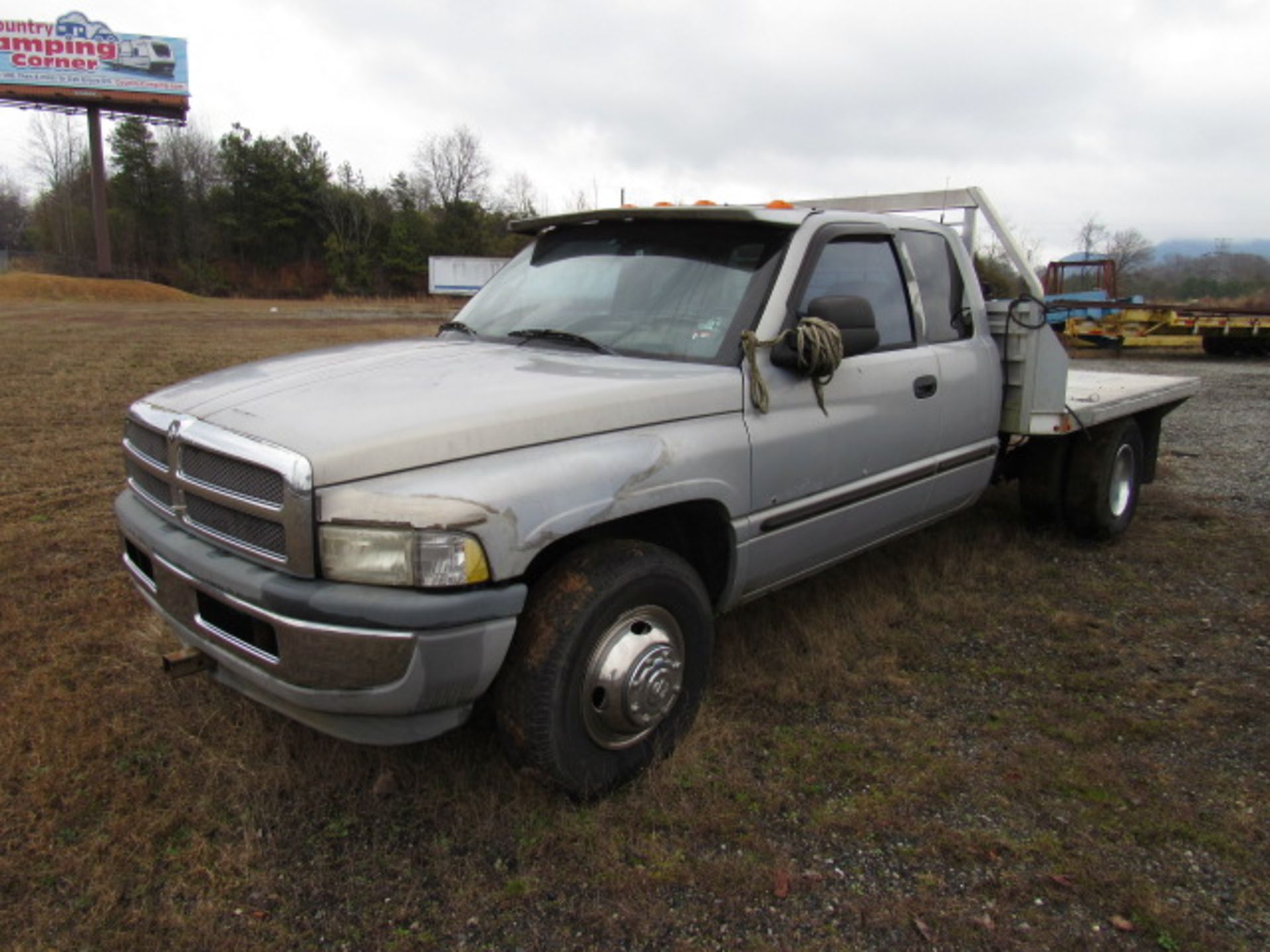 Dodge 3500 Flatbed Truck - Bild 2 aus 7