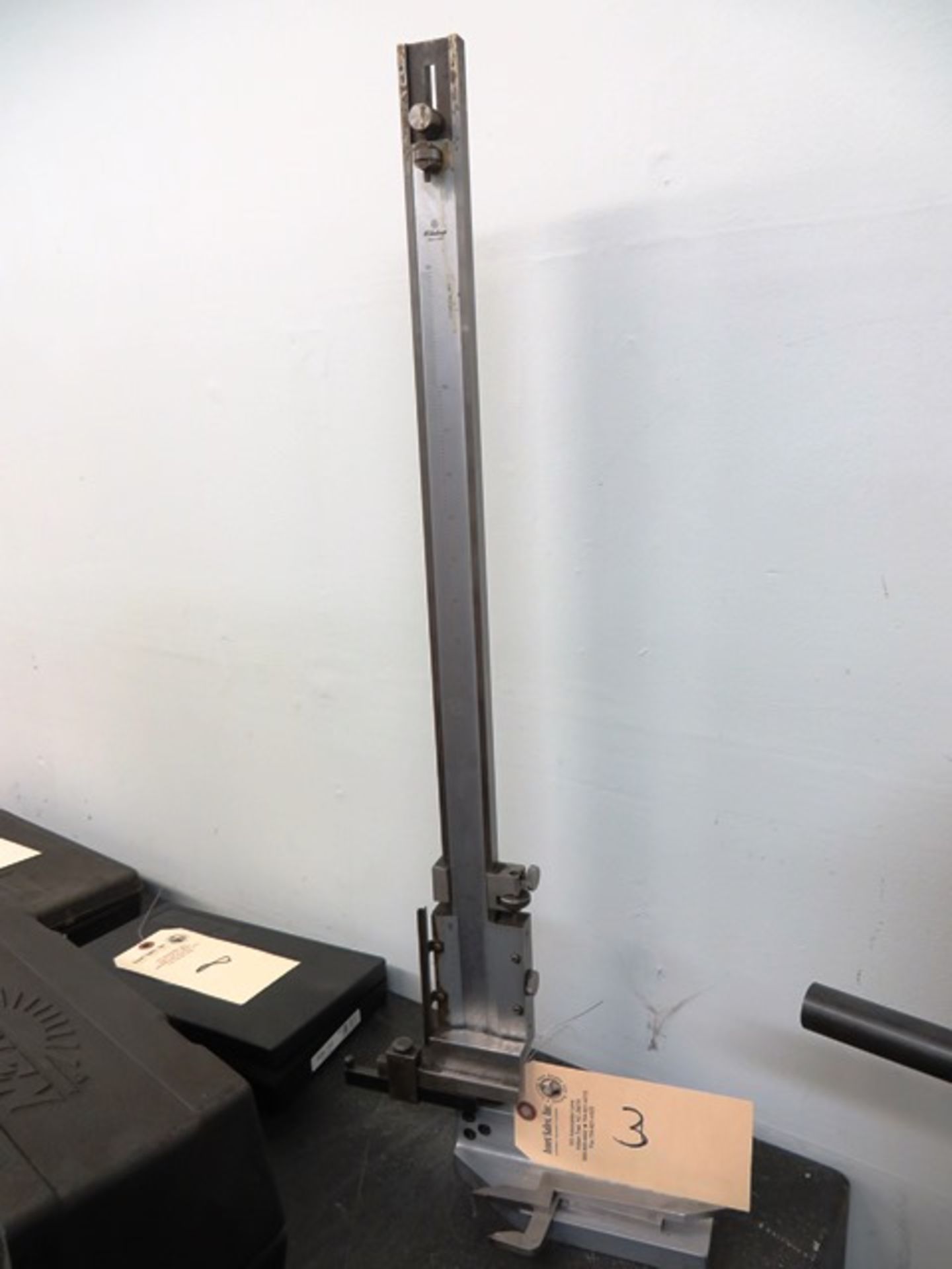 Mitutoyo 18'' Height Gage