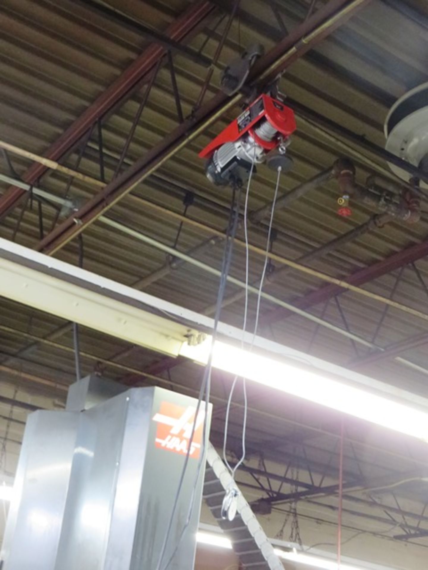 Approx. 1/2 Ton Electric Hoist with Pendant Control