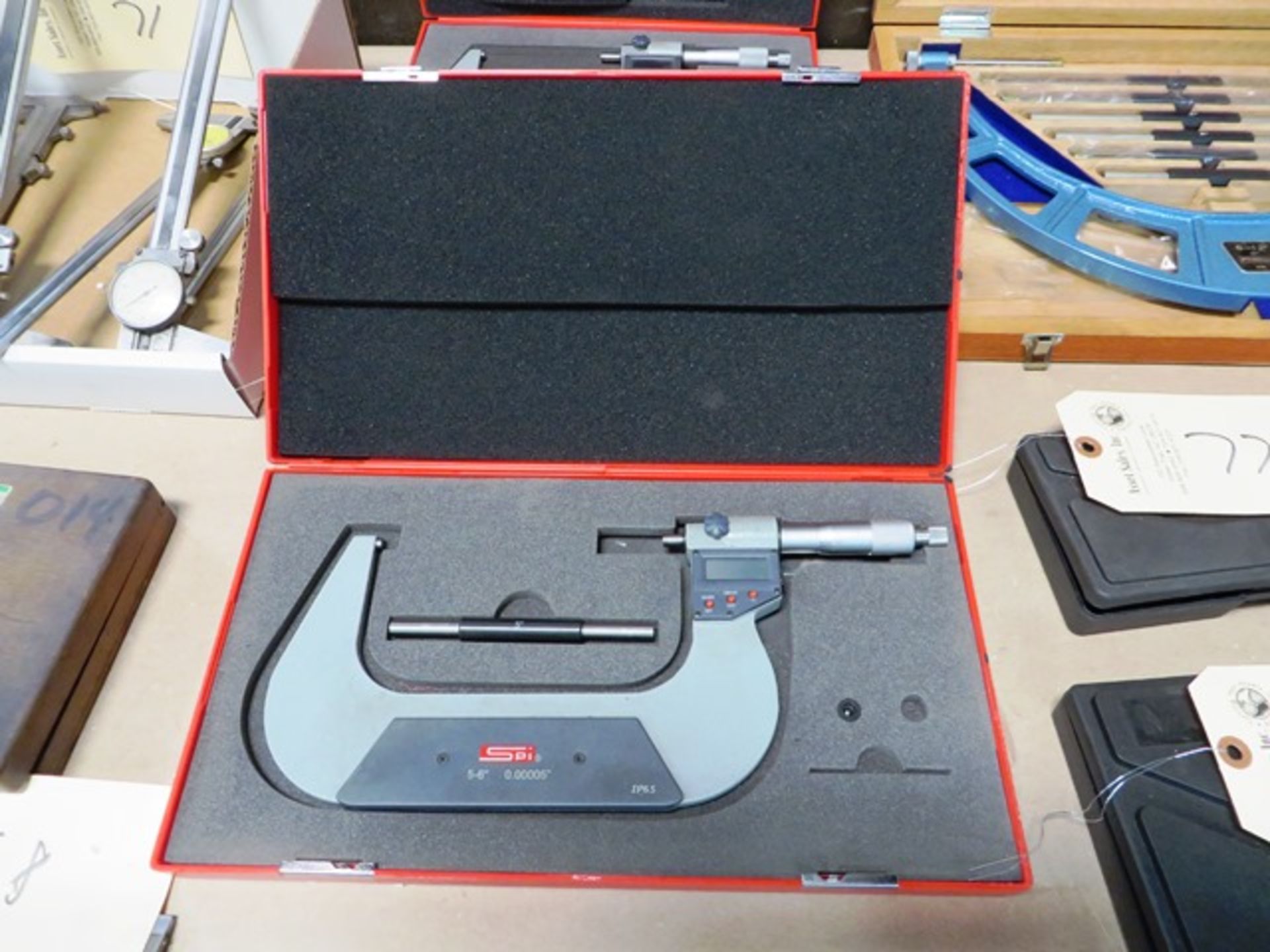 SPI 5'' - 6'' Digital Micrometer