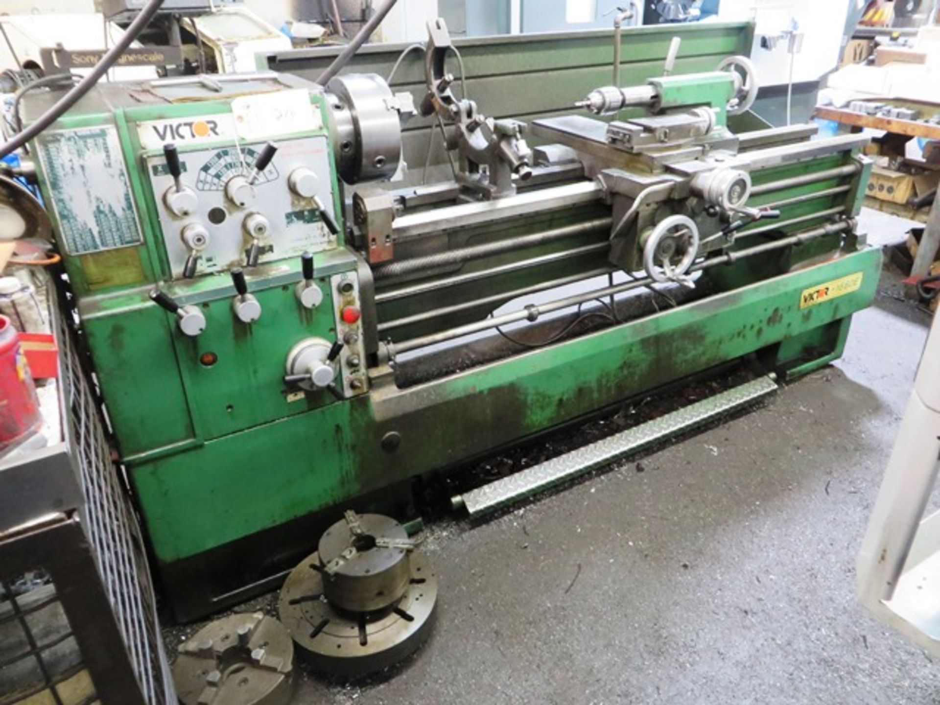 Victor 1660E 16'' x 60'' Gap Bed Engine Lathe - Image 3 of 4
