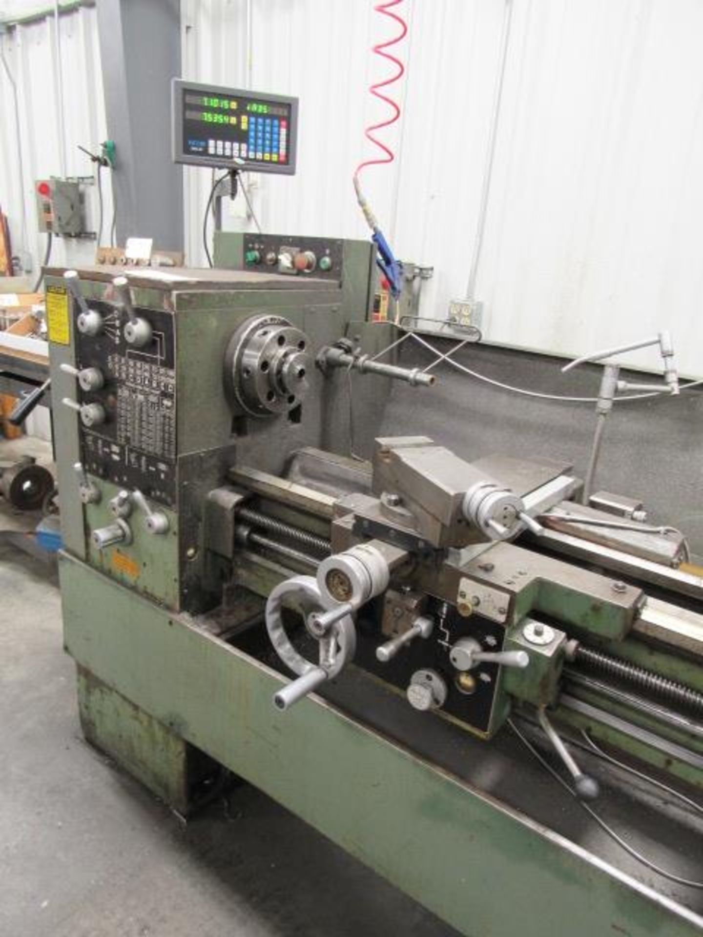 Republic Lagun 16'' x 60'' Engine Lathe - Image 4 of 8