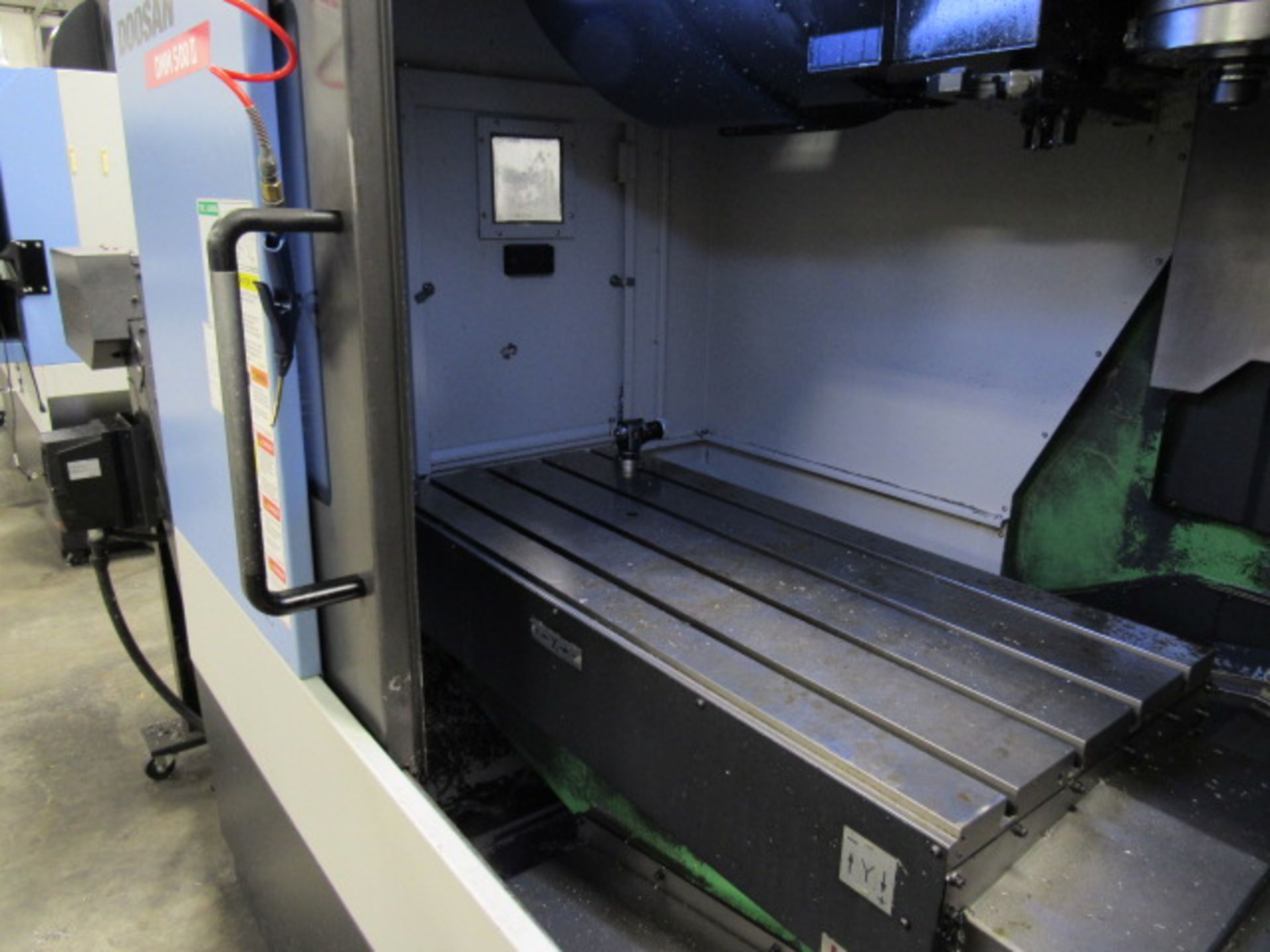 Doosan DNM 500 II CNC Vertical Machining Centers with 47.2'' x 21.2'' Tables, Big Plus #40, - Image 3 of 9