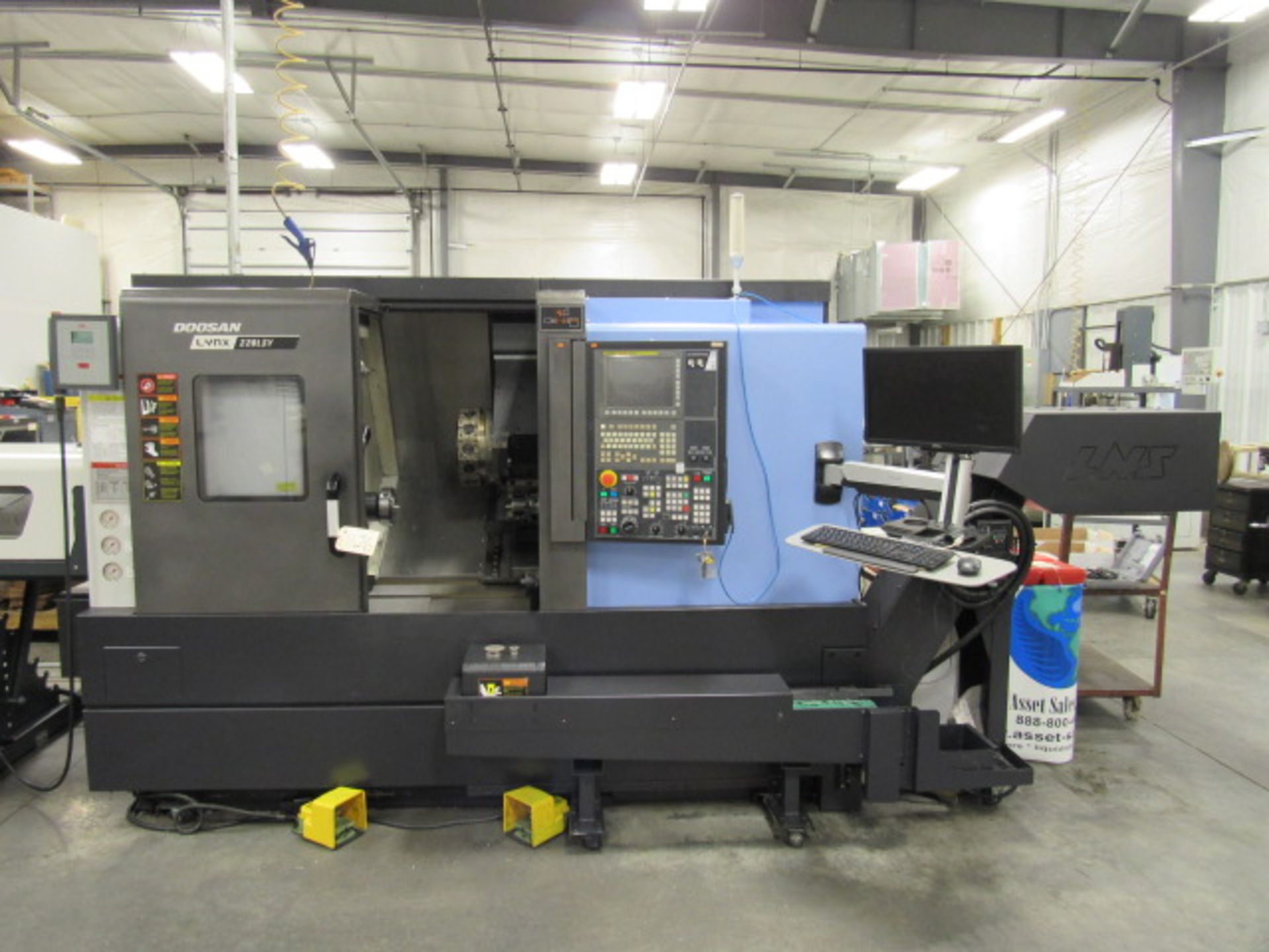 Doosan Lynx 220LSY CNC Turning Center with Sub Spindle, Y-Axis, & Live Milling, Collet Chuck (Main),