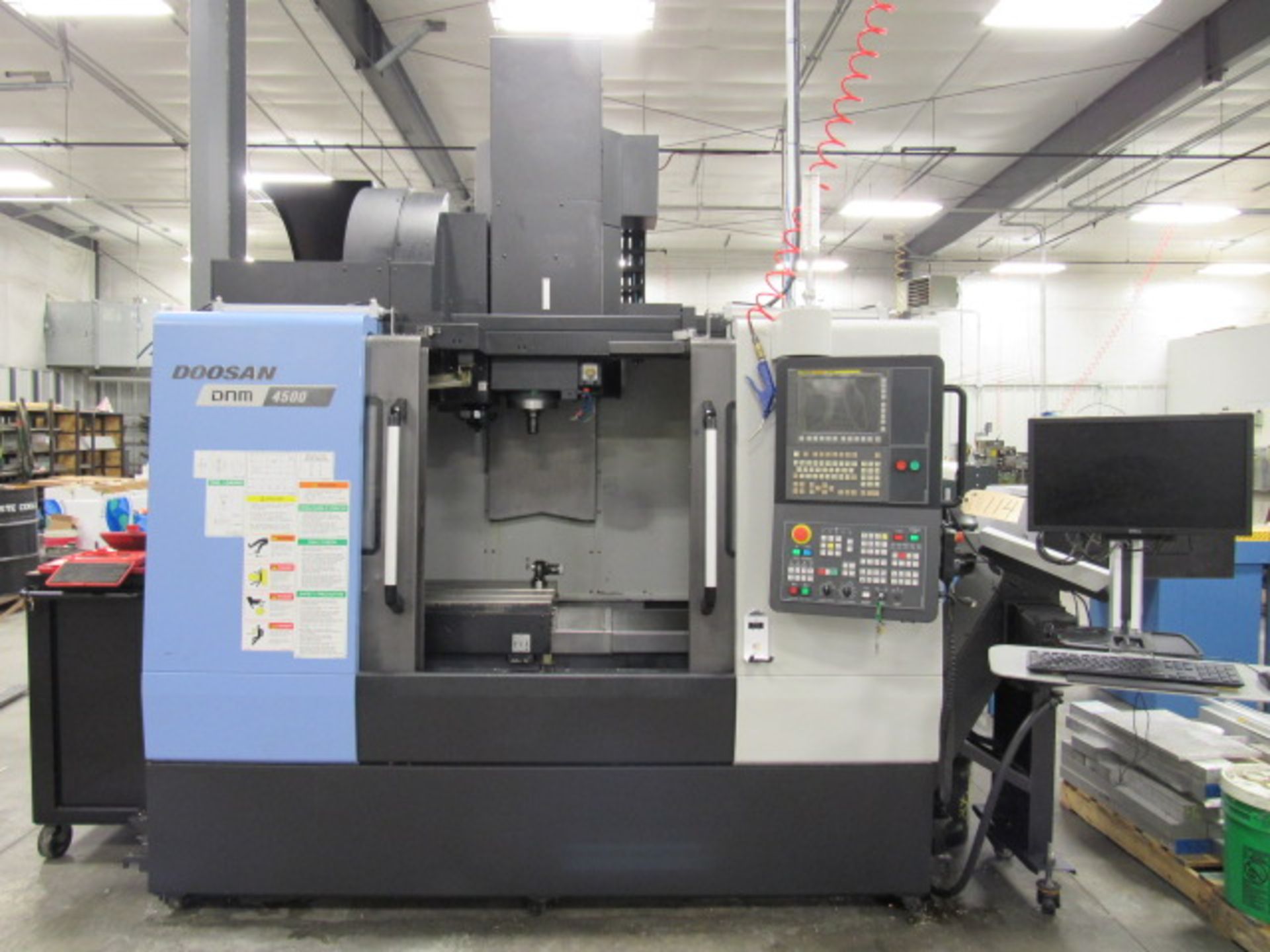 Doosan DNM 4500 CNC Vertical Machining Center with 39.4'' x 17.7'' Tables, Big Plus #40, Spindle