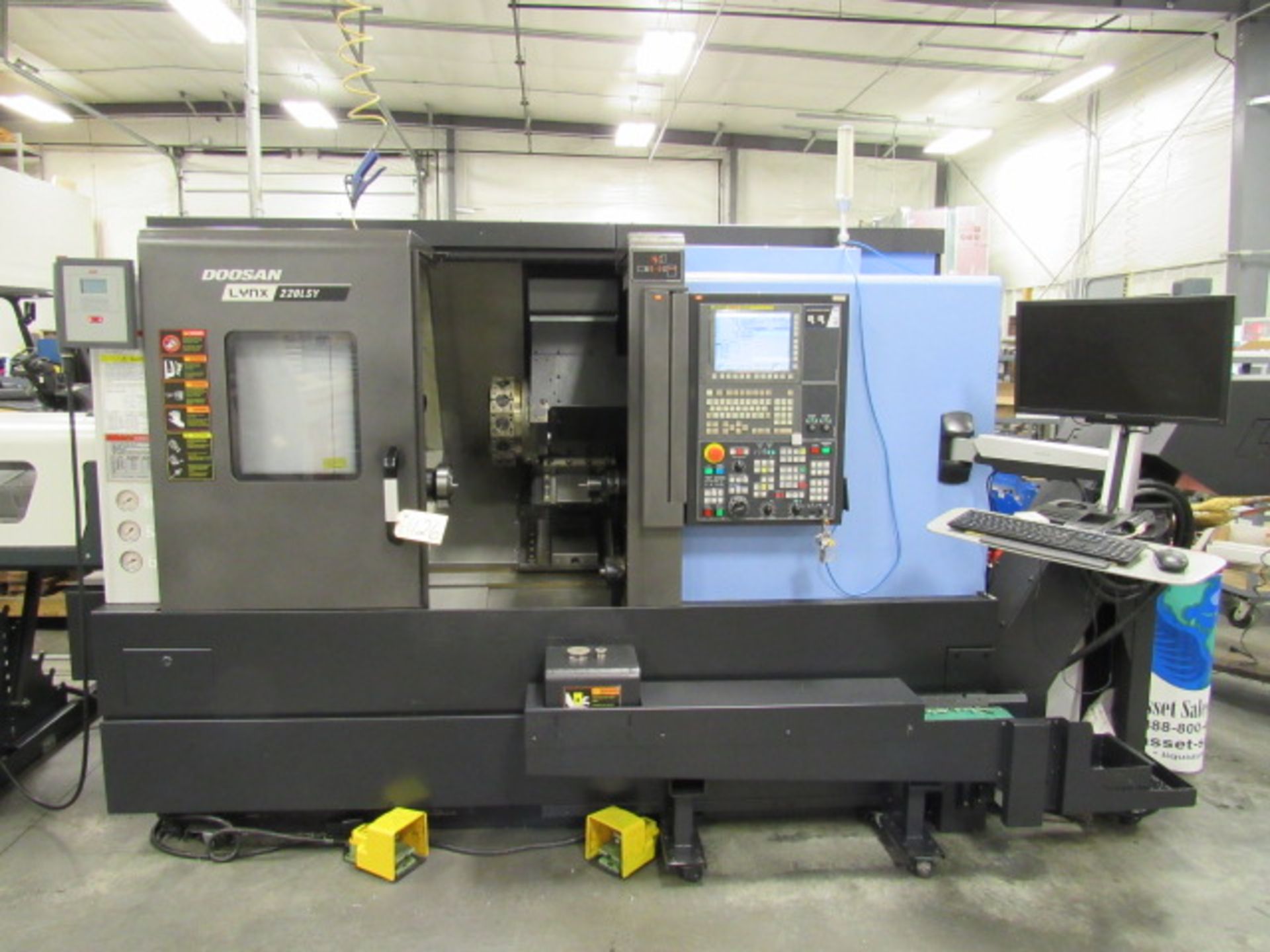 Doosan Lynx 220LSY CNC Turning Center with Sub Spindle, Y-Axis, & Live Milling, Collet Chuck (Main), - Image 8 of 8
