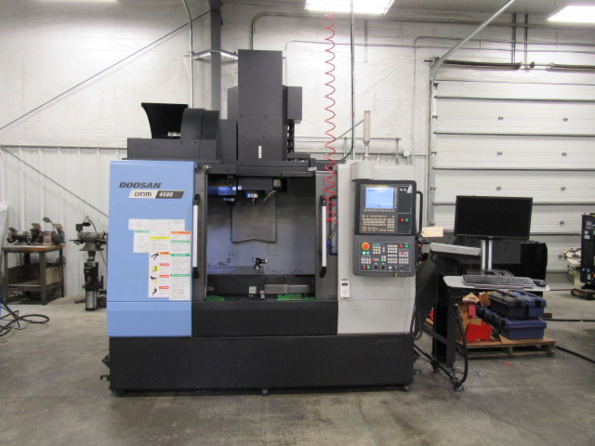 Doosan DNM 4500 CNC Vertical Machining Center with 39.4'' x 17.7'' Tables, Big Plus #40, Spindle - Image 9 of 9
