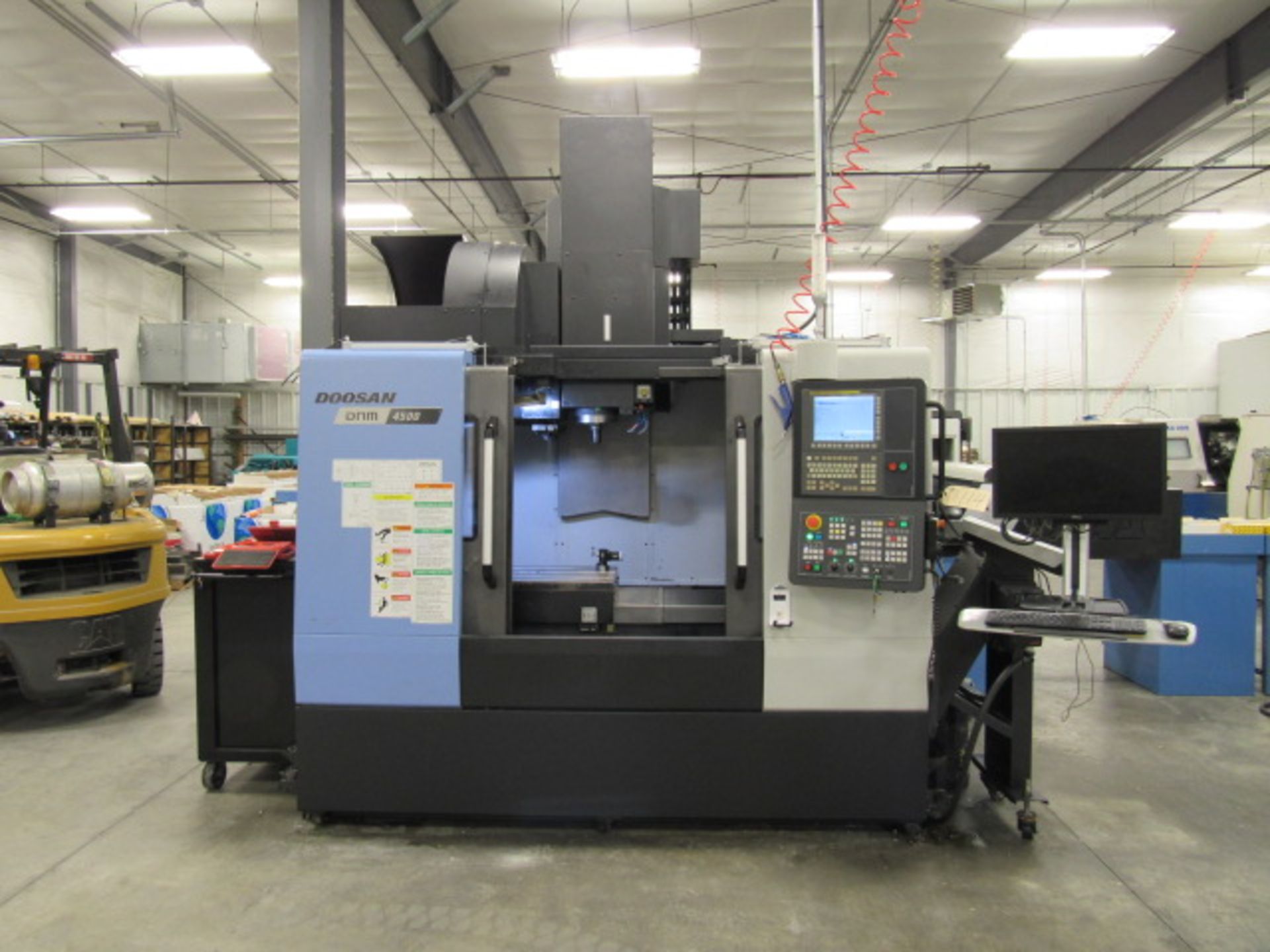 Doosan DNM 4500 CNC Vertical Machining Center with 39.4'' x 17.7'' Tables, Big Plus #40, Spindle - Image 8 of 8