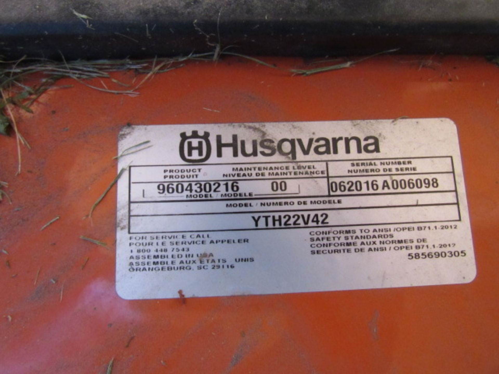 Husqvarna YTH22V42 with 42'' Cut with Hydrostatic Drive, Bagger, 22 HP, 162 Hours, sn:062016A006098 - Image 6 of 6