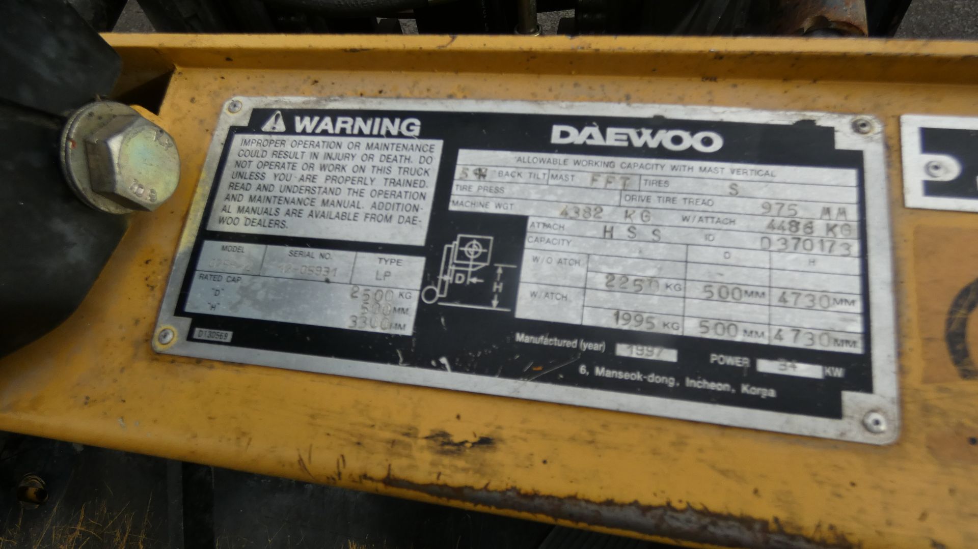 Daewoo G255-2 Gas Powered Fork Lift Truck - Image 15 of 16