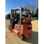 Nissan Gas Powered Fork Lift Truck