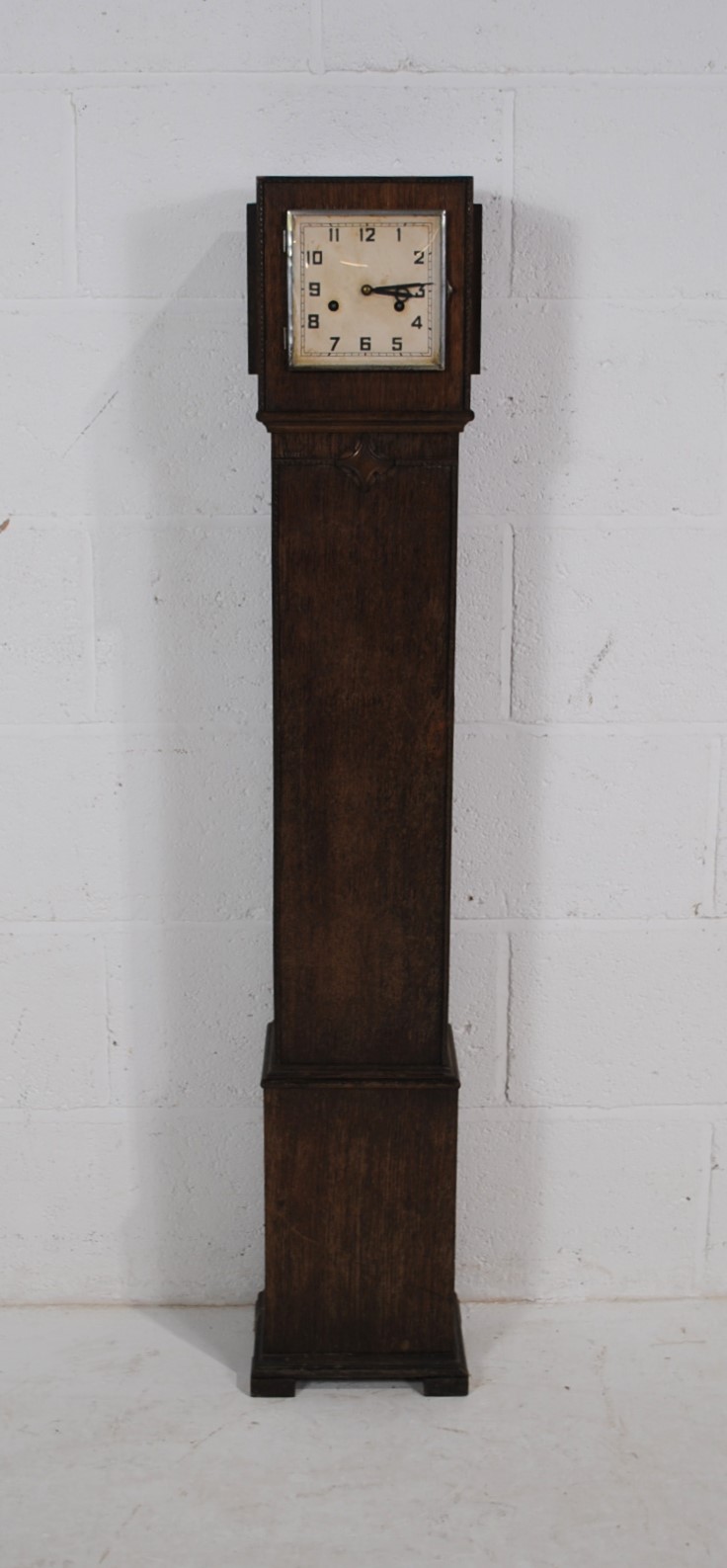 An Art Deco oak Grandmother clock - length 23.5cm, height 127cm