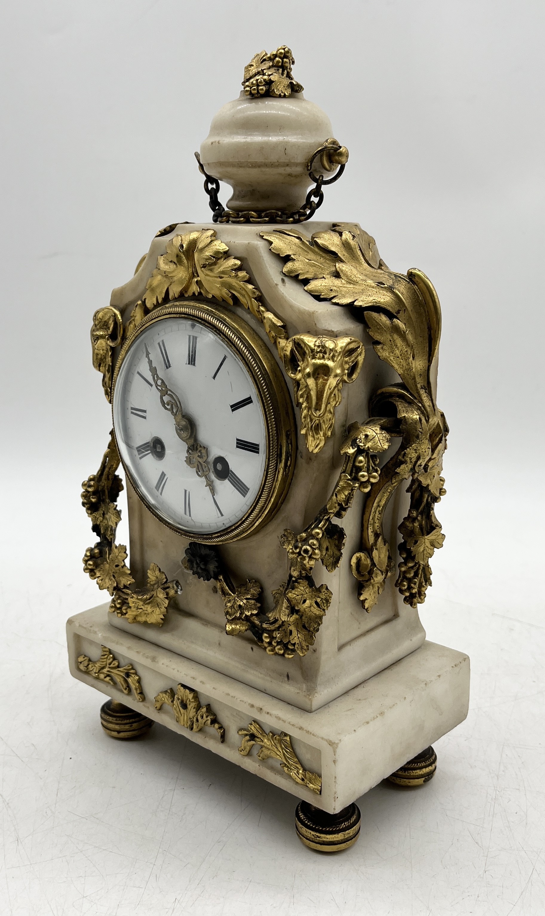 A French alabaster and ormolu mantle clock on bun feet (one part loose but present) - Image 3 of 4