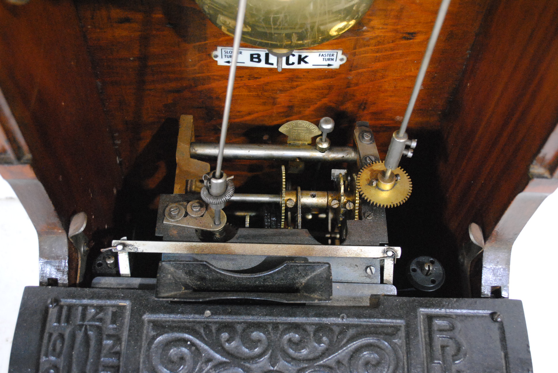 A Blick Time Recorder oak cased clocking in machine, with key and pendulum - length 34cm, depth - Image 11 of 15