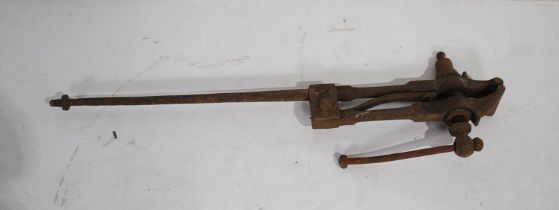 A cast iron leg vice