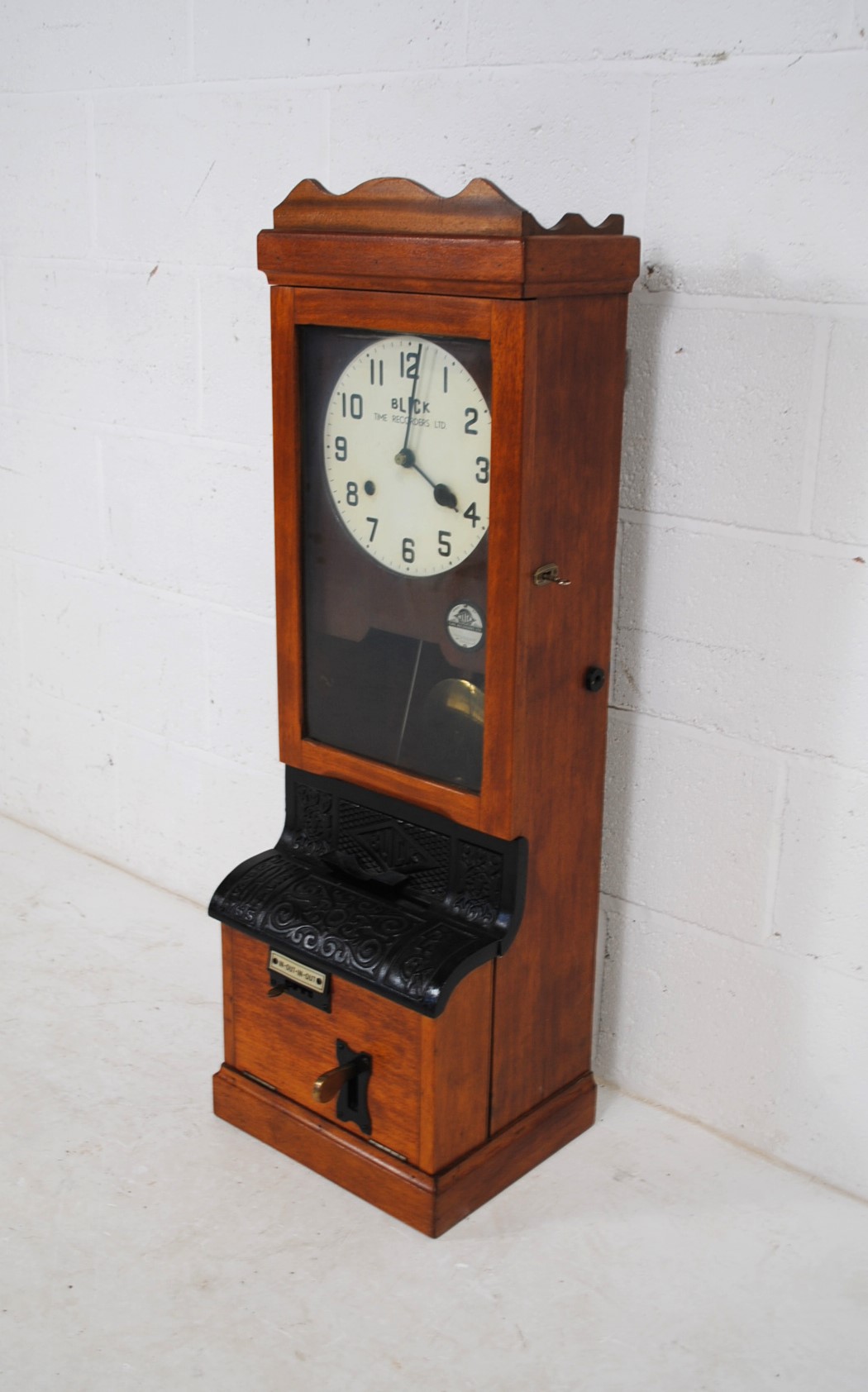 A Blick Time Recorder oak cased clocking in machine, with key and pendulum - length 34cm, depth - Image 2 of 15