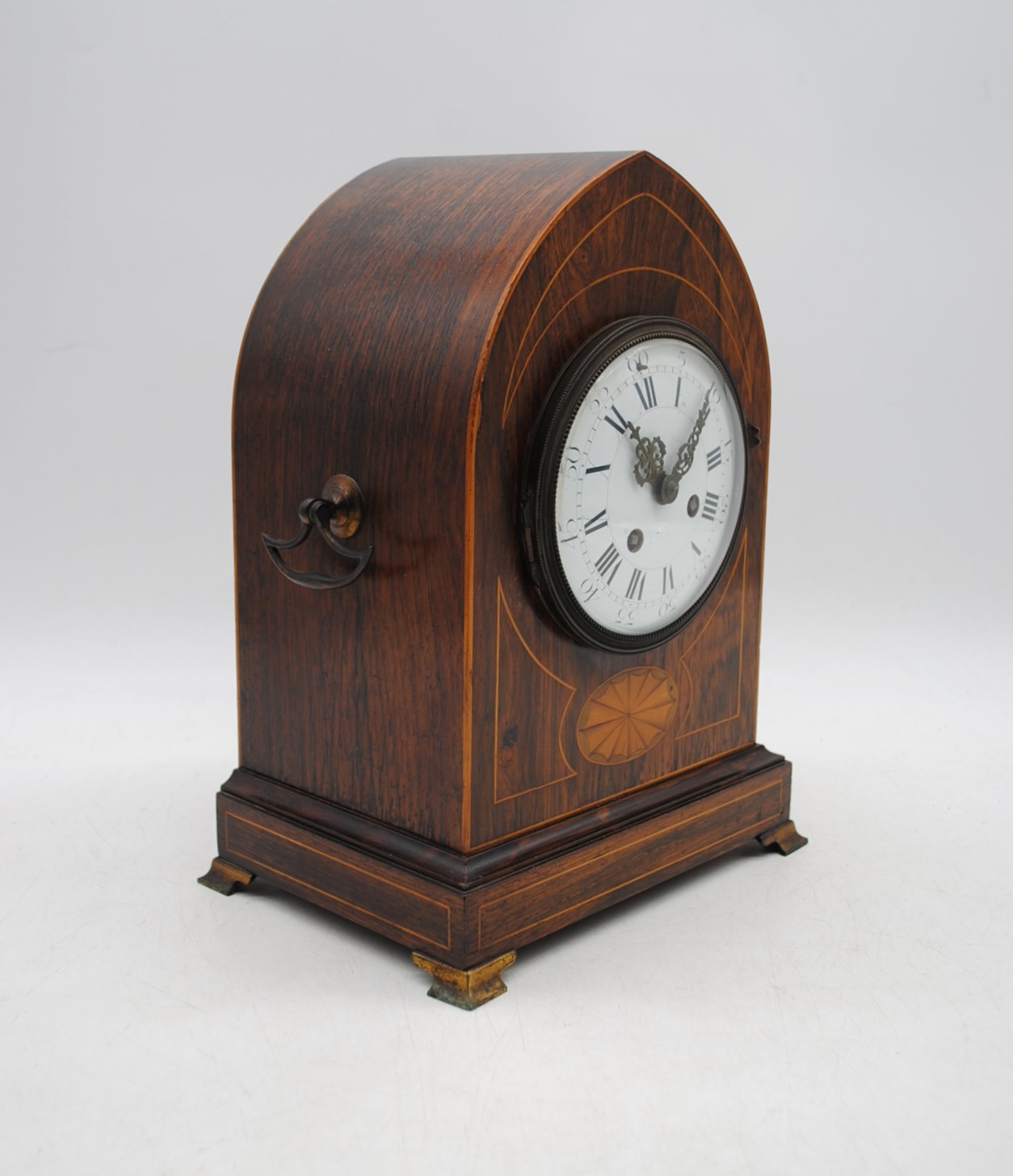 An Edwardian inlaid mantel clock, with keys - Image 4 of 11