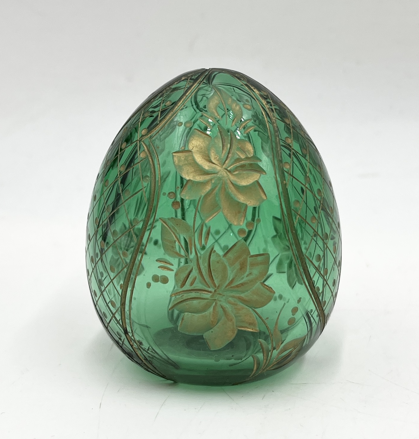 Faberge Modern egg in green glass with gilded detail, made in Russia - height approx. 5cm