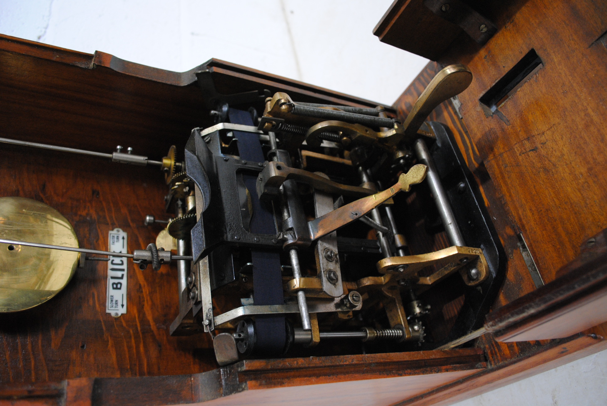 A Blick Time Recorder oak cased clocking in machine, with key and pendulum - length 34cm, depth - Image 14 of 15