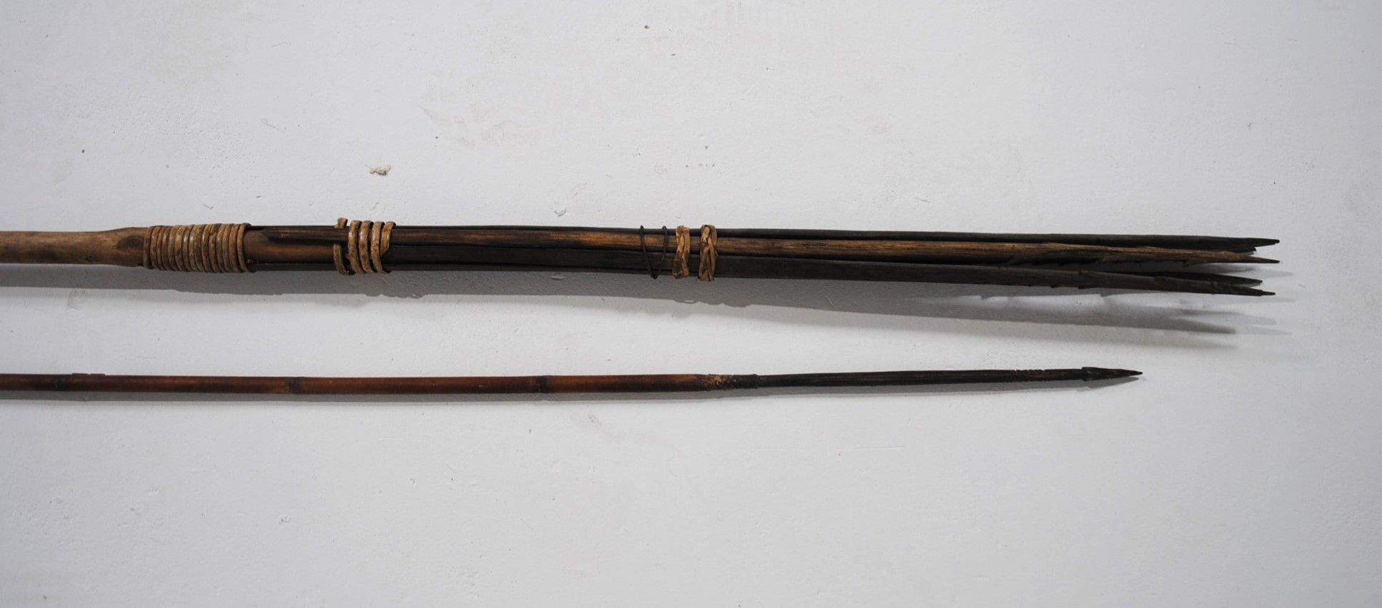 A Papua New Guinea fishing spear and one other - length 157cm - Image 2 of 5