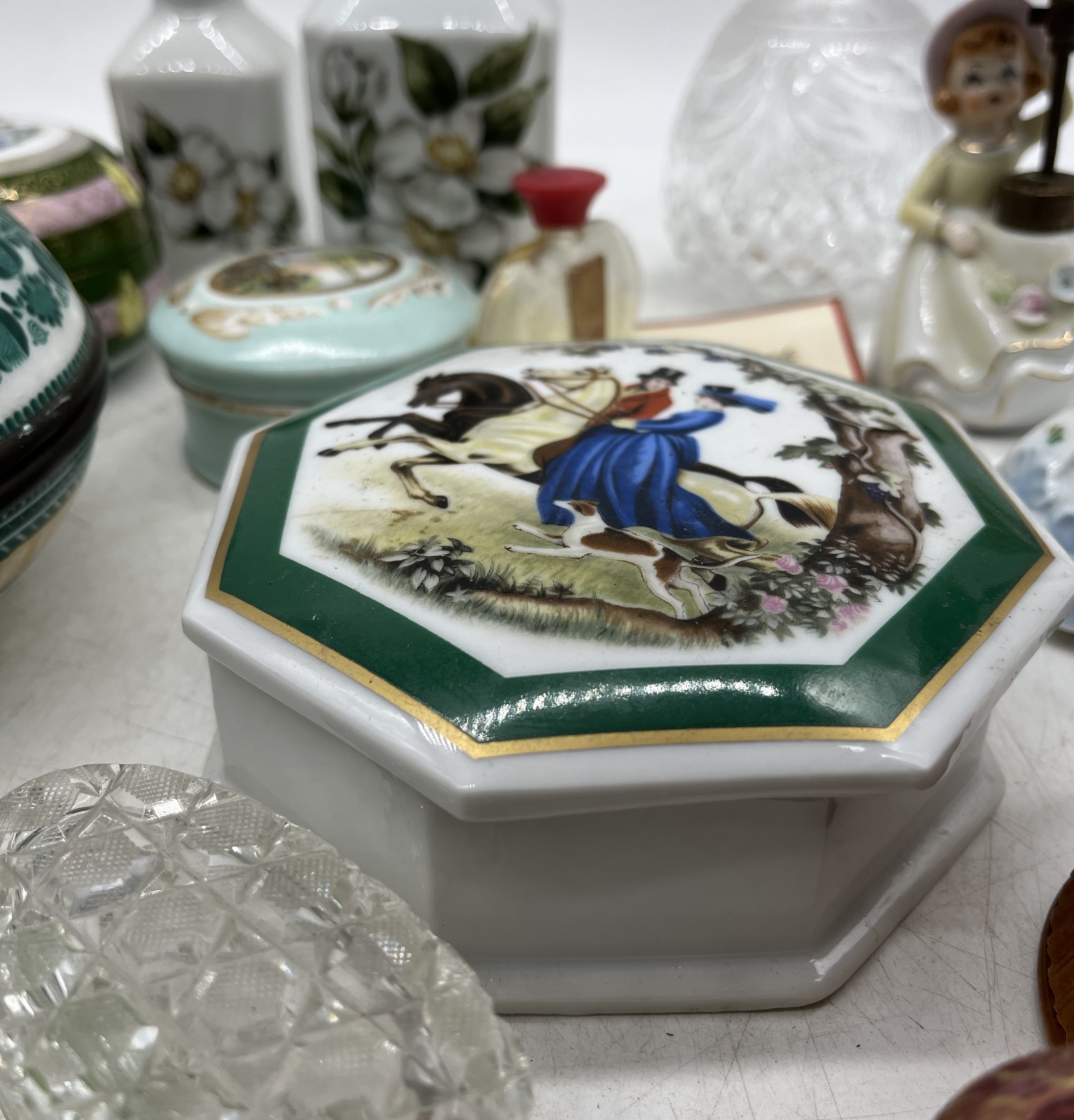 A collection of scent bottles, dressing table pots including Crown Derby etc - Image 12 of 29