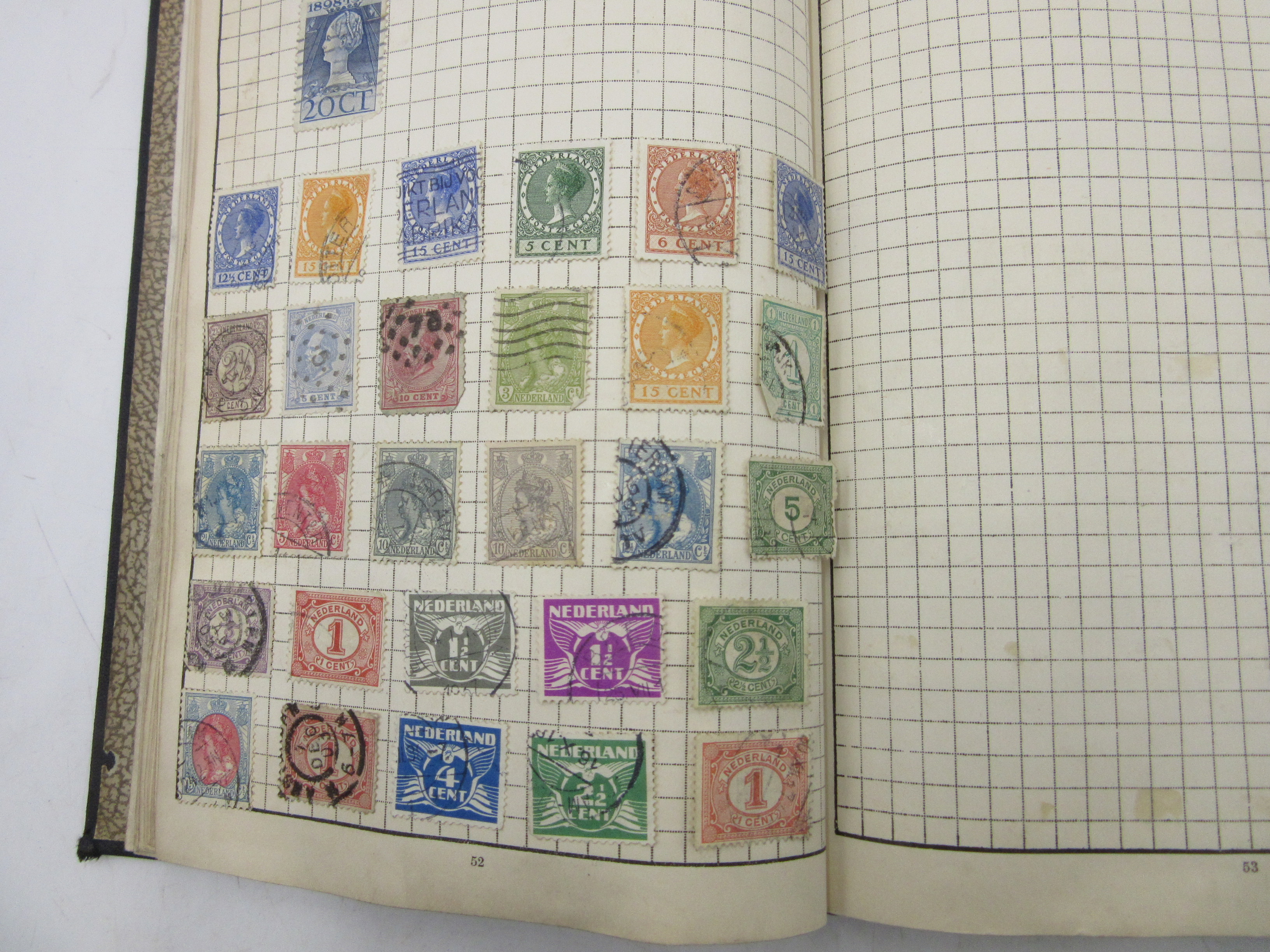 An album of vintage stamps - Image 15 of 37