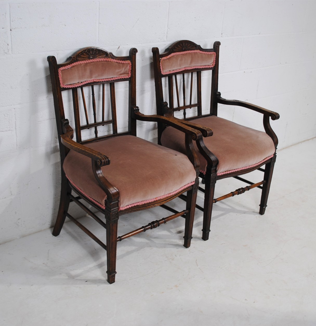 A pair of upholstered oak carver chairs, with carved detailing, raised on tapering legs - Image 3 of 5