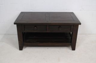 An oak coffee table, with two drawers - length 90cm, depth 50.5cm, height 46.5cm