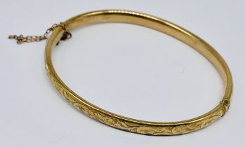 A 9ct gold hinged bracelet, weight 5.5g