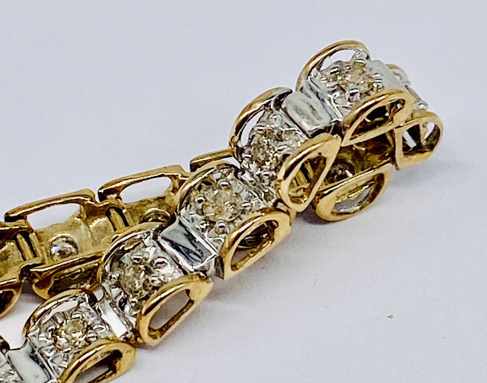 A 9ct gold tennis bracelet set with diamonds - Image 2 of 2