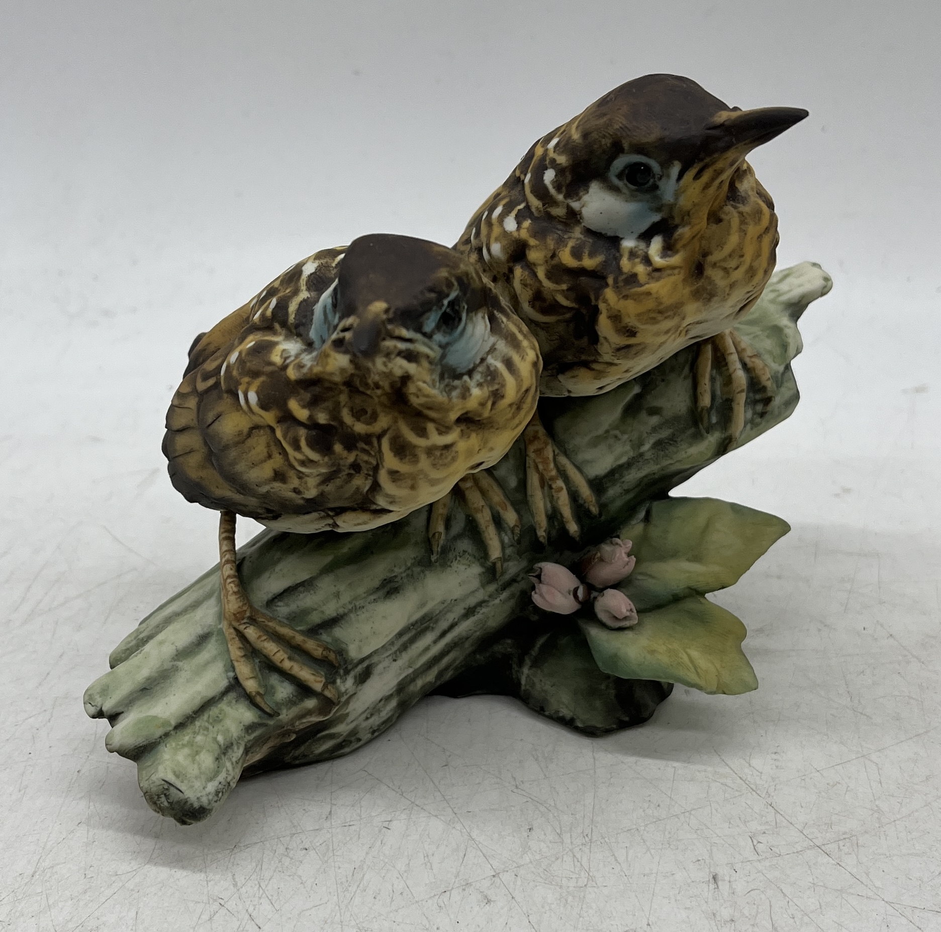 A collection of ceramic birds including two Kaiser limited edition pieces, Capodimonte, Nay etc. - Image 11 of 14