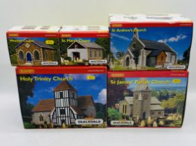 Five boxed Hornby Skaledale OO gauge buildings relating to churches/chapels including Holy Trinity